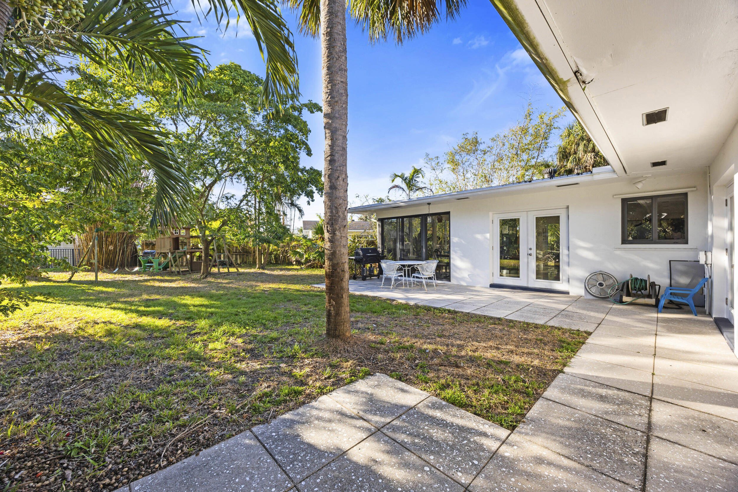 44 Pine Tree Place