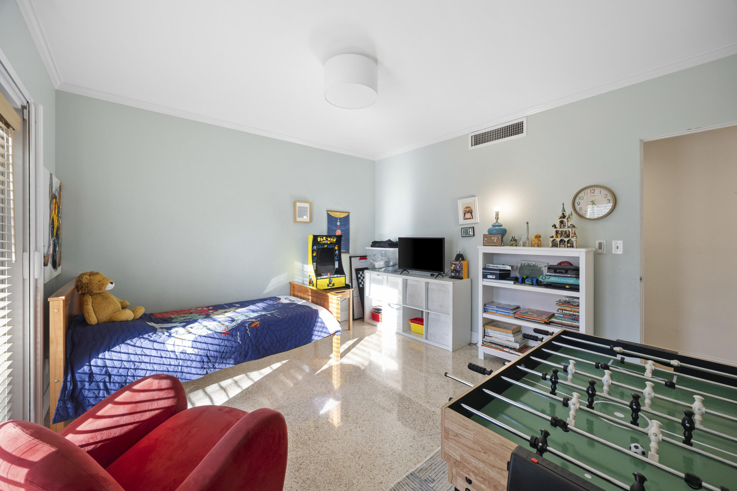 44 Pine Tree Place