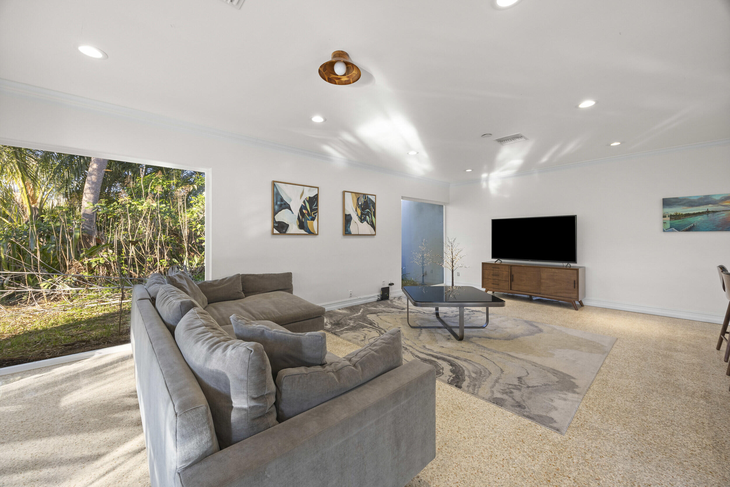 44 Pine Tree Place
