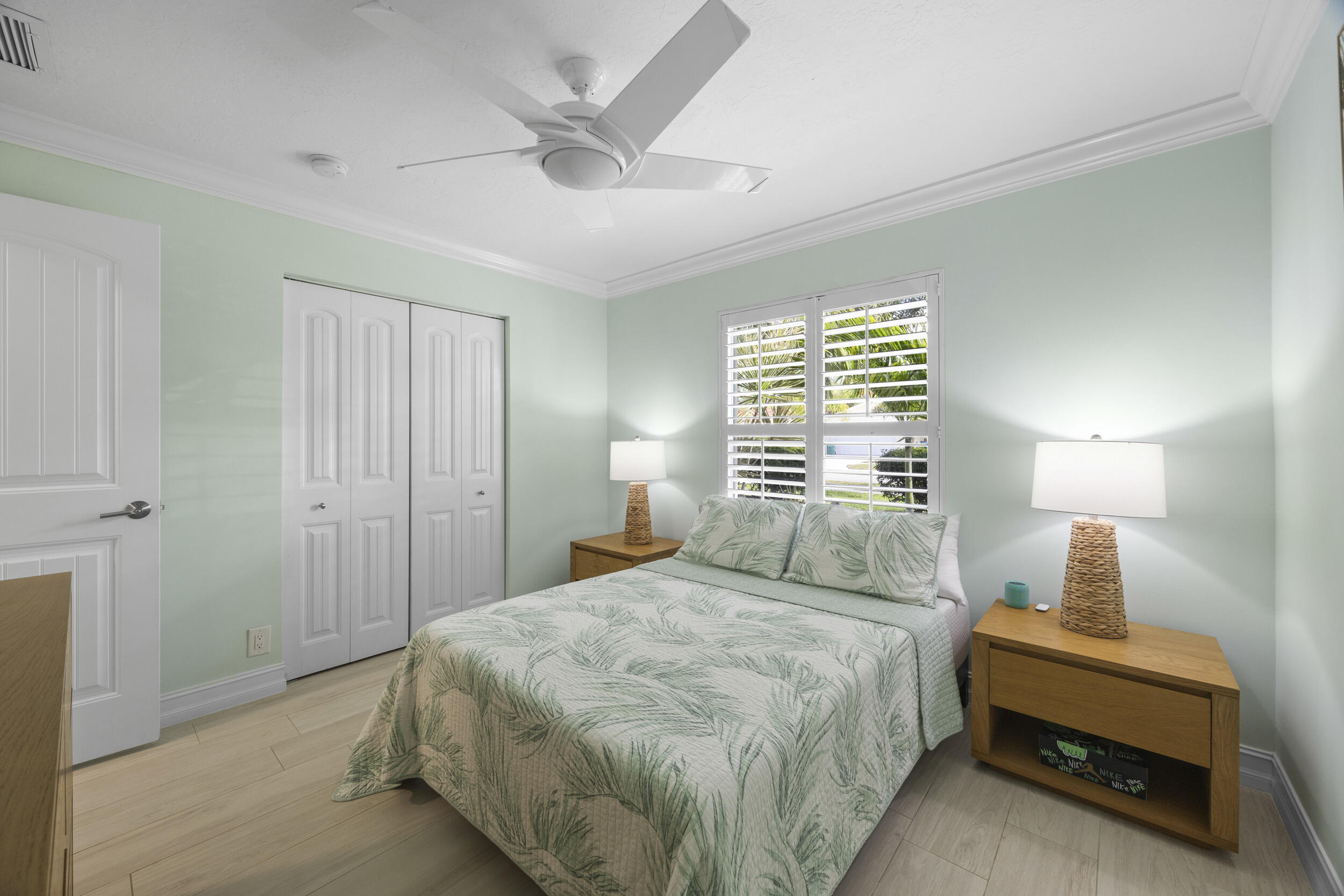 15 Chapel Circle