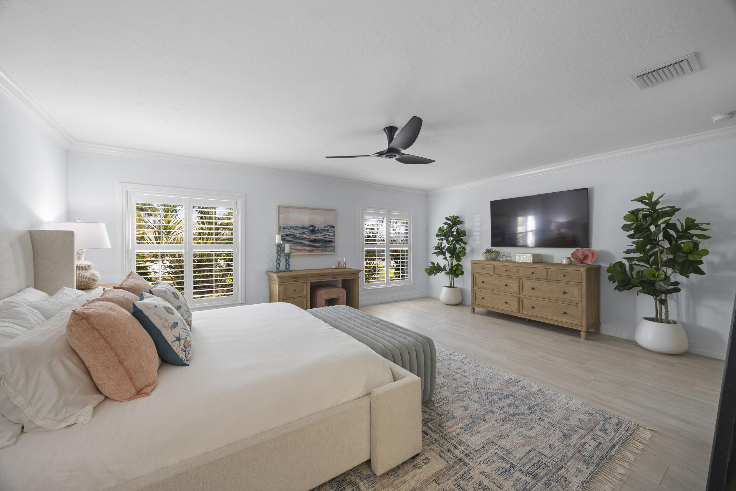 15 Chapel Circle
