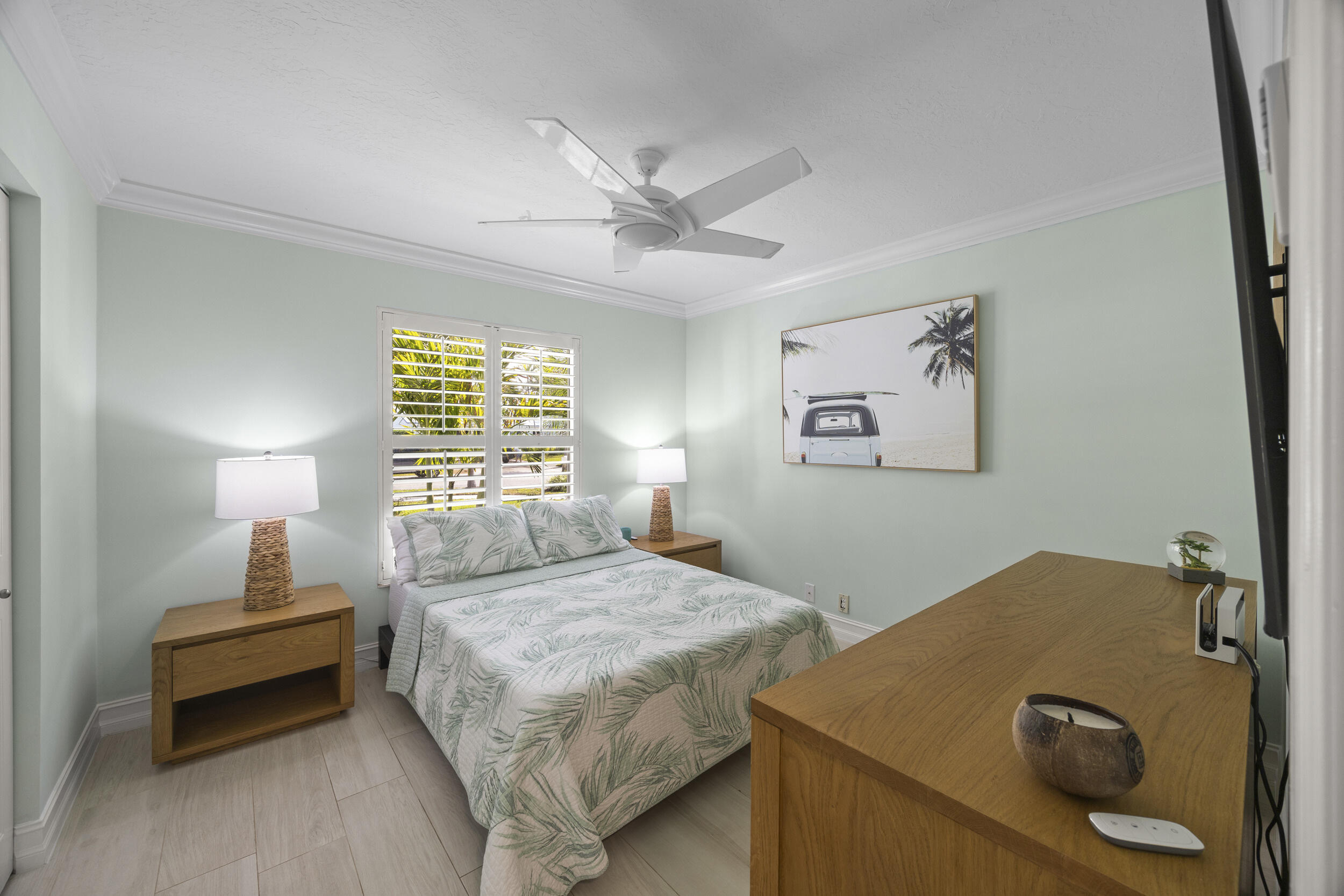 15 Chapel Circle