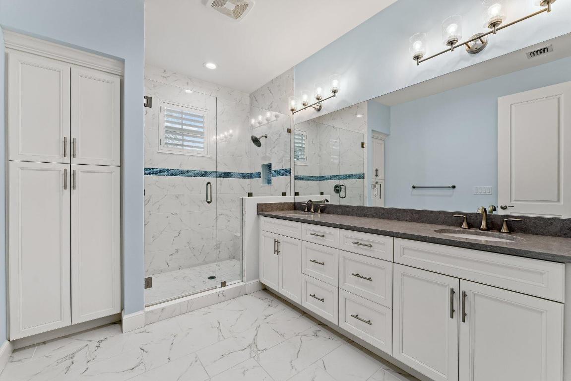 526 Inlet Waters Circle