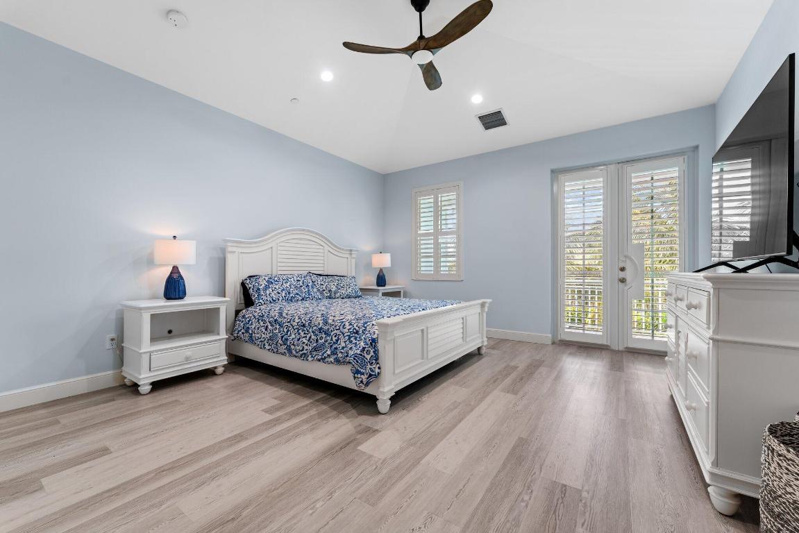 526 Inlet Waters Circle