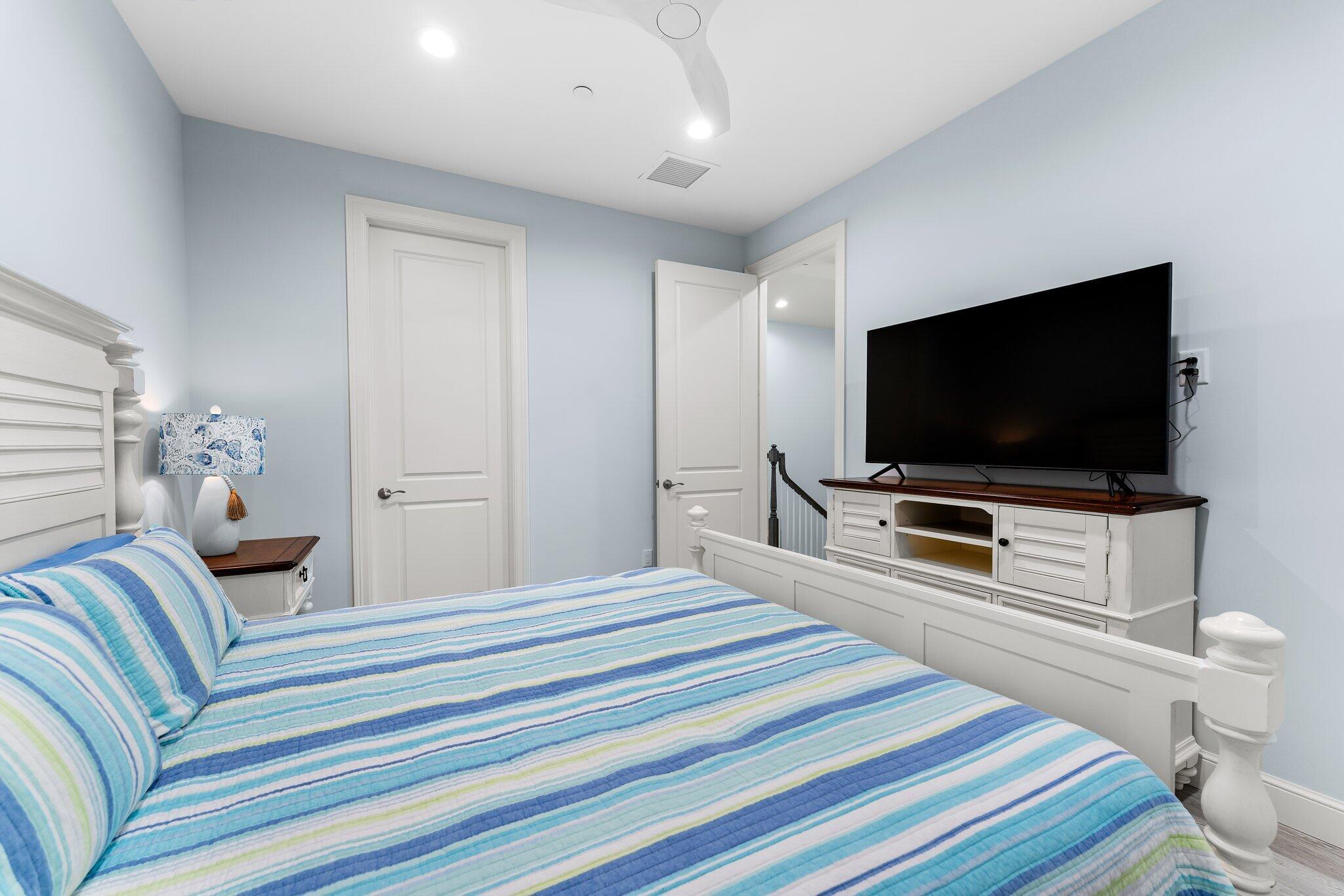 526 Inlet Waters Circle