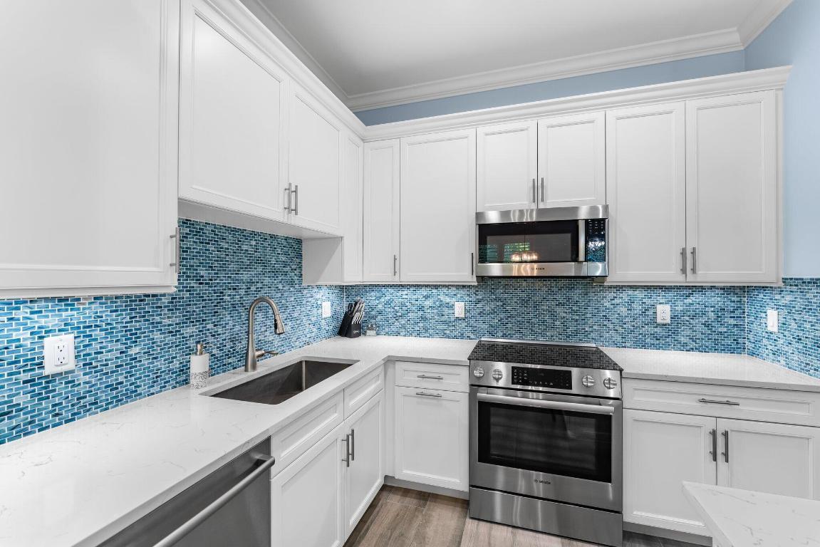 526 Inlet Waters Circle