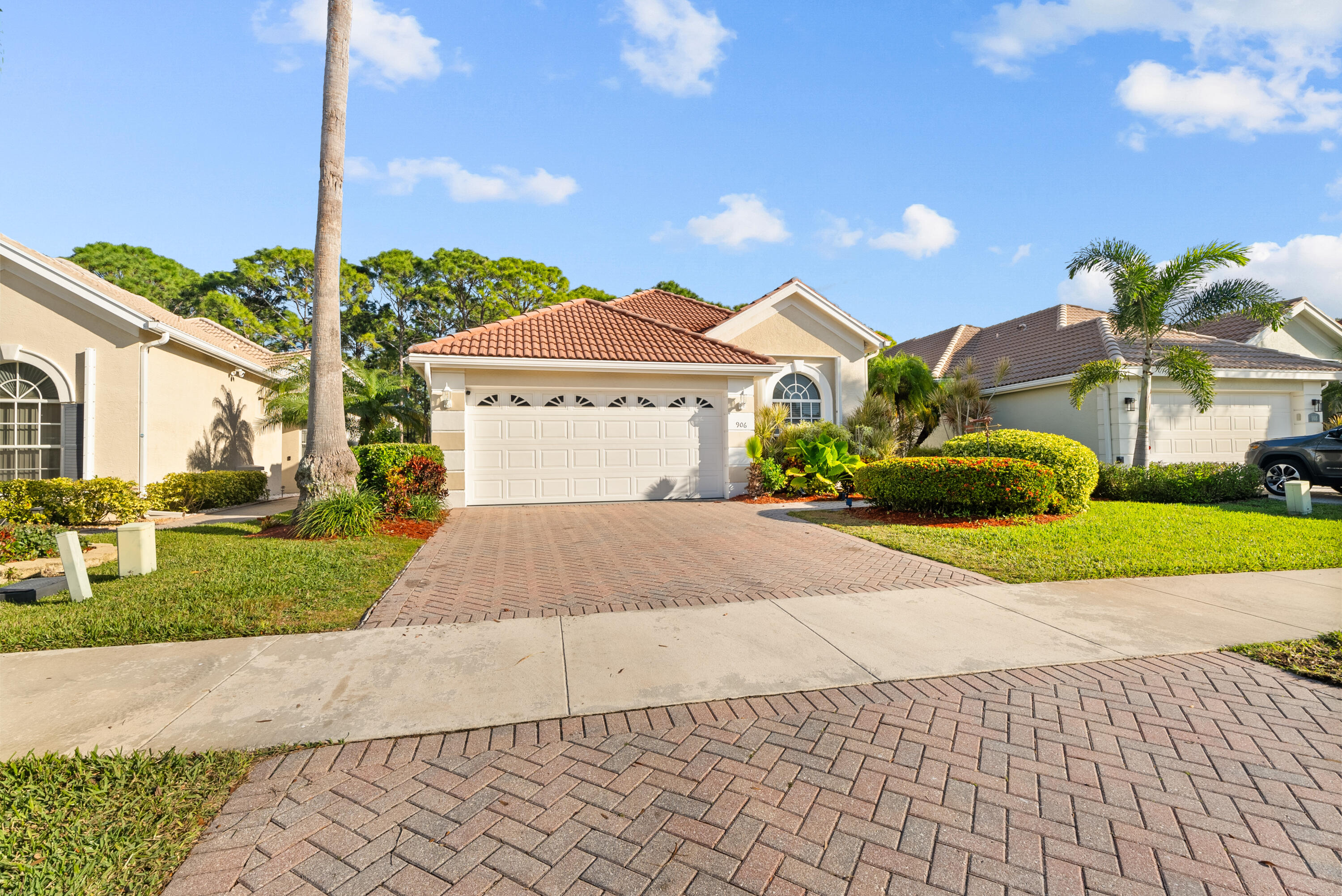 906 SW Munjack Circle, Port St. Lucie