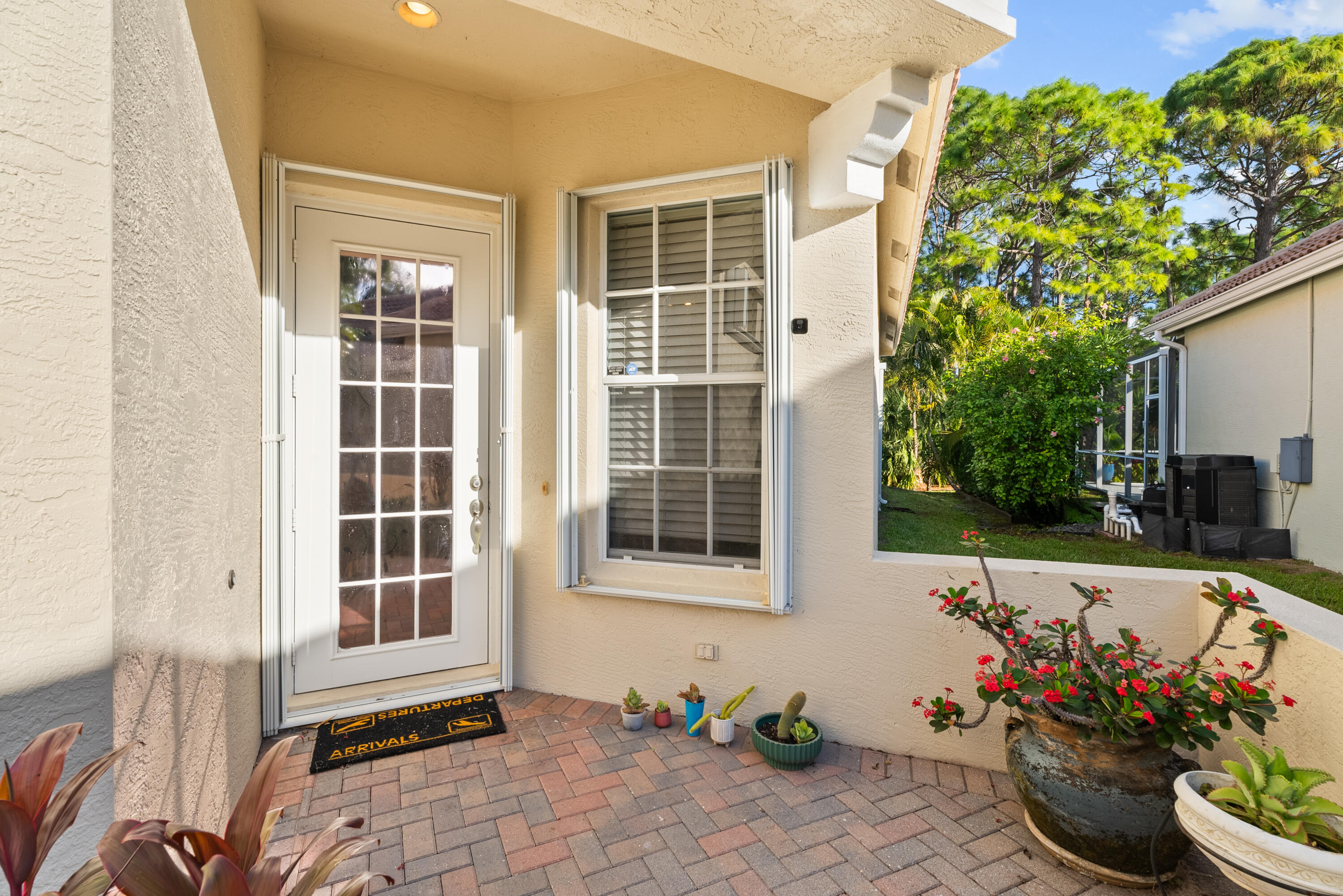 906 SW Munjack Circle, Port St. Lucie