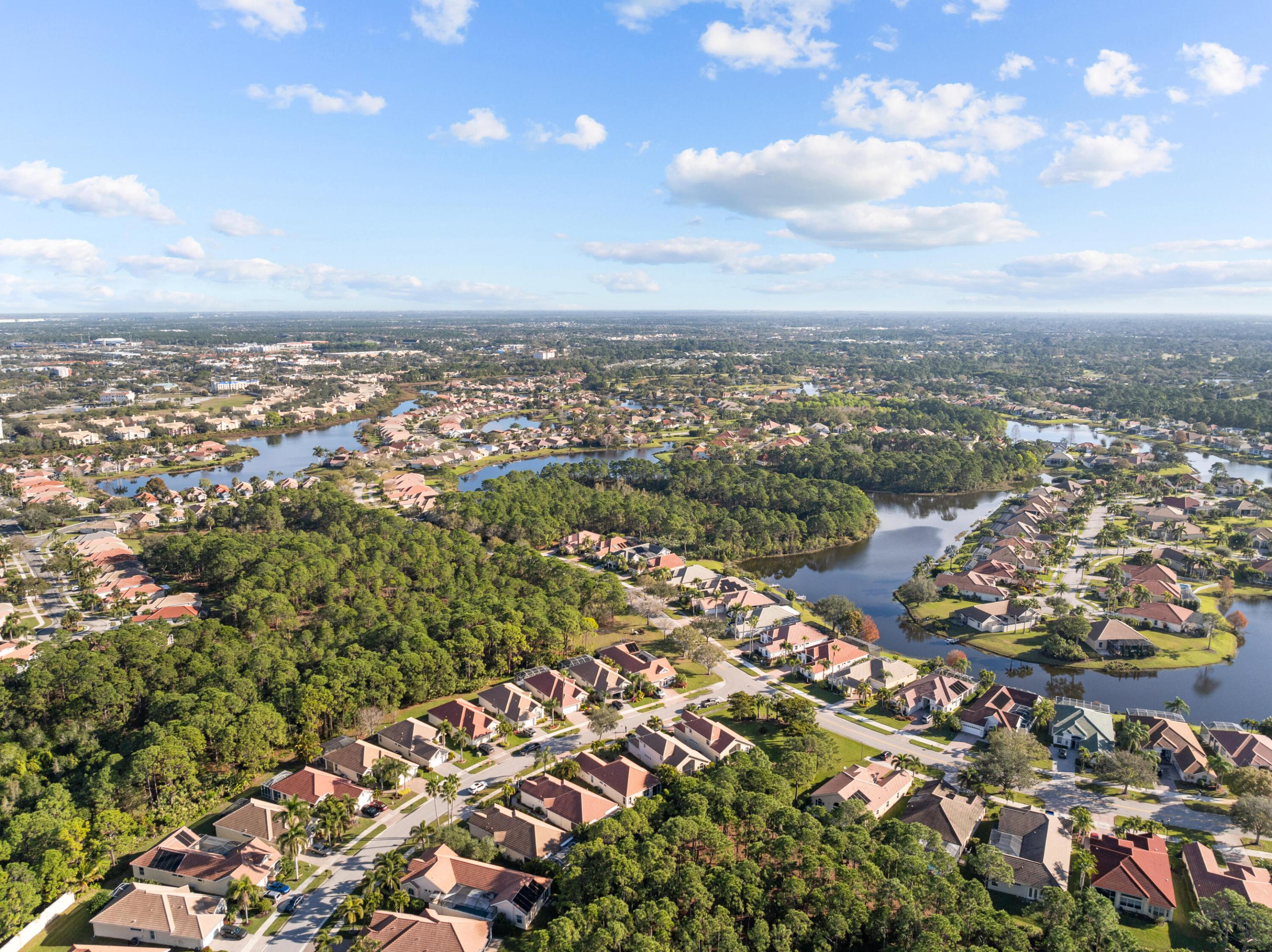 906 SW Munjack Circle, Port St. Lucie
