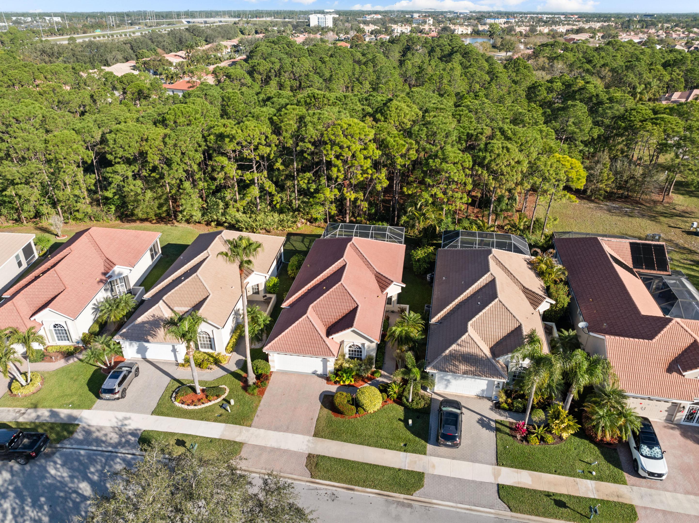 906 SW Munjack Circle, Port St. Lucie
