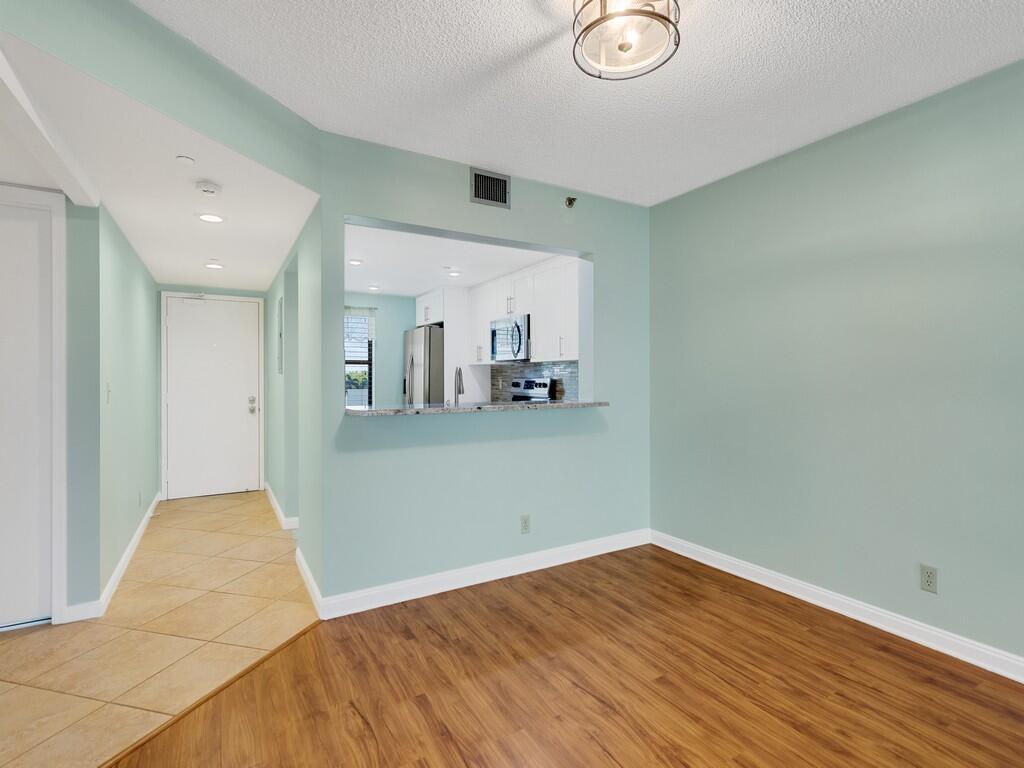 5163 N Highway A1a 319