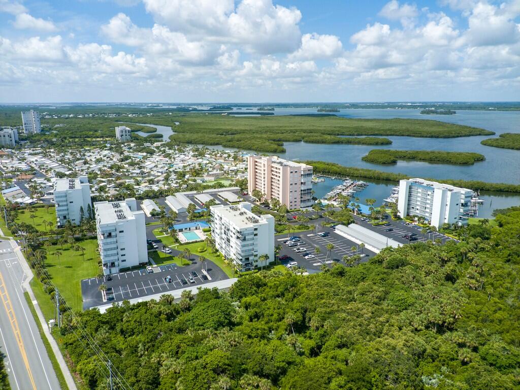 5163 N Highway A1a 319