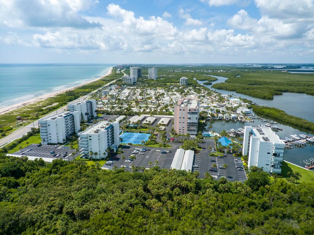 5163 N Highway A1a 319