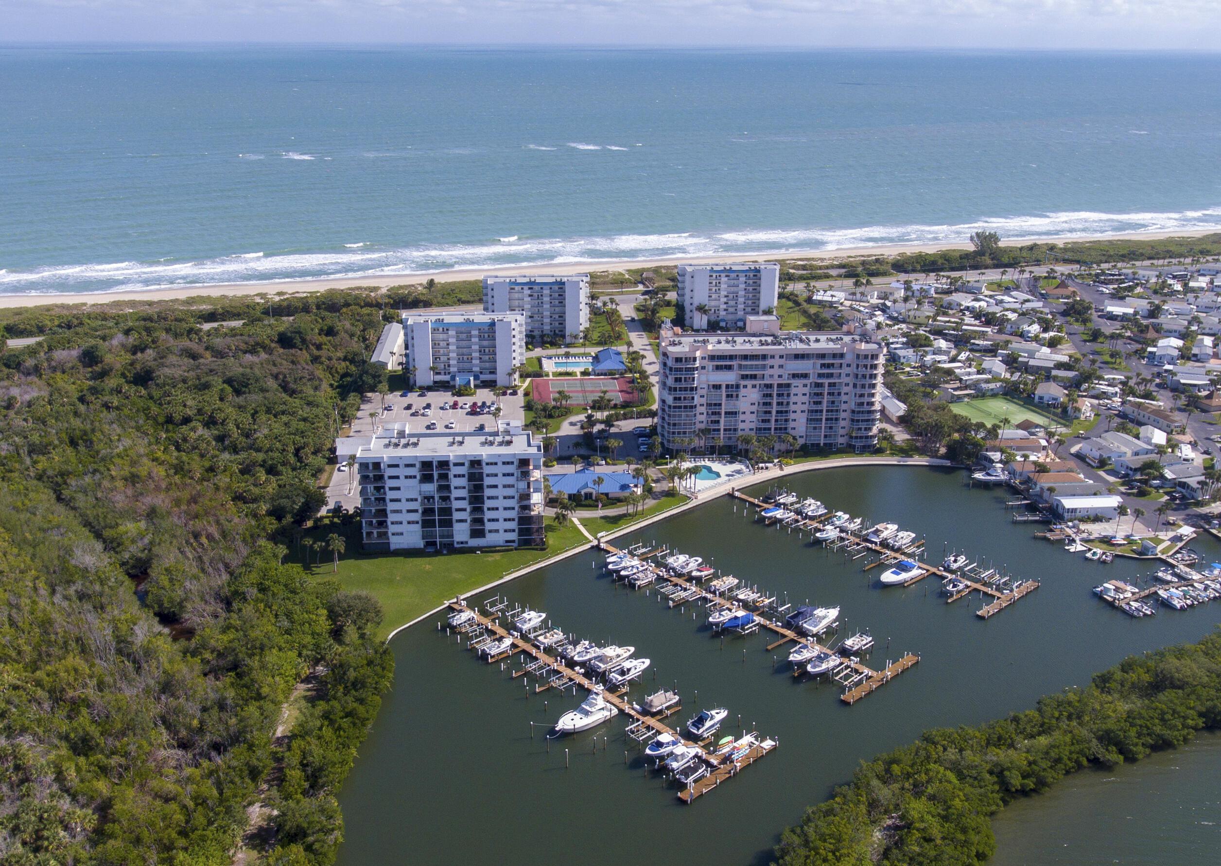5163 N Highway A1a 319
