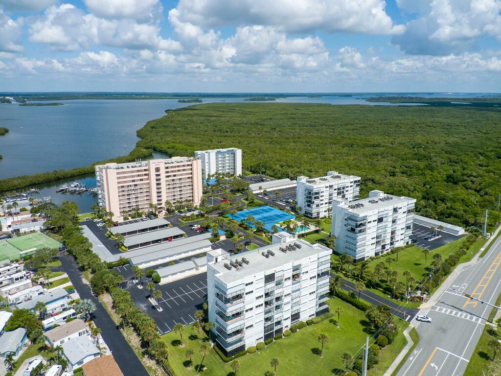 5163 N Highway A1a 319