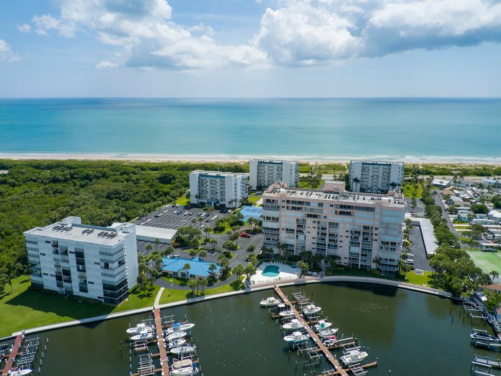 5163 N Highway A1a 319