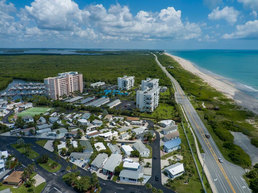 5163 N Highway A1a 319
