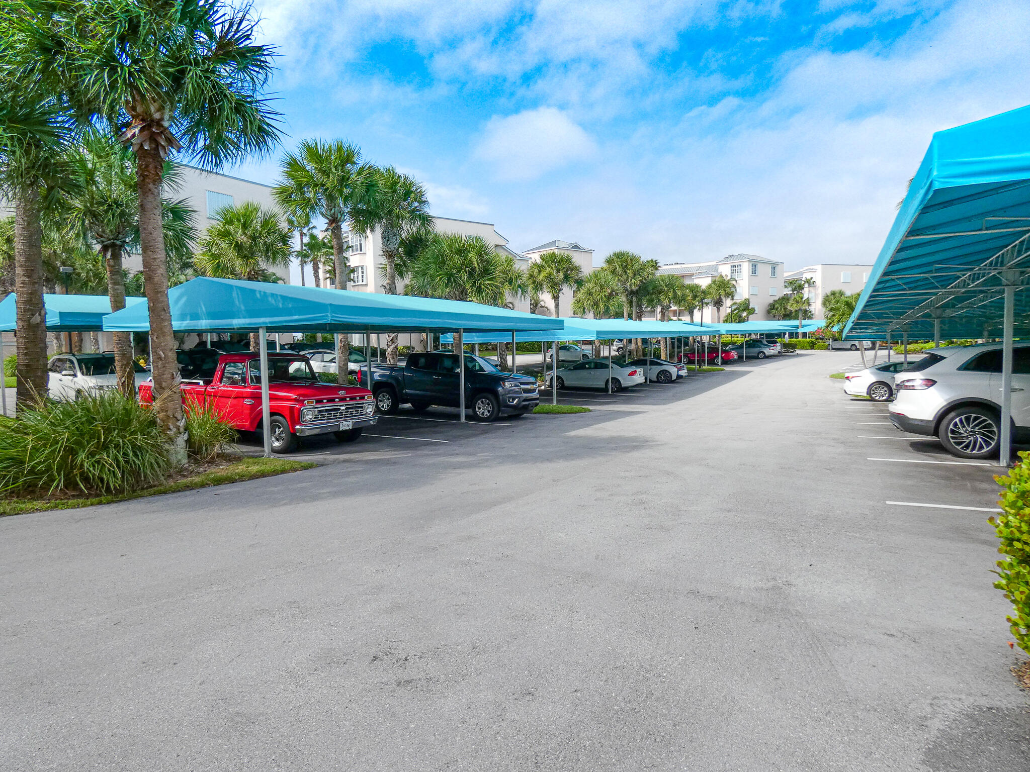 5799 NE Island Cove Way 1407