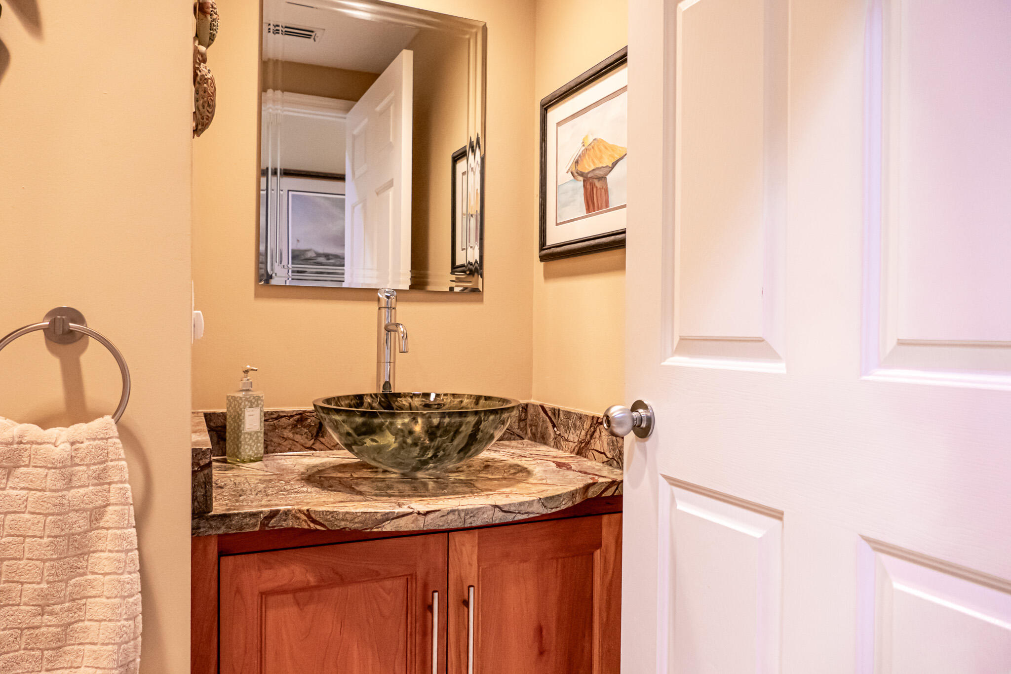 5799 NE Island Cove Way 1407