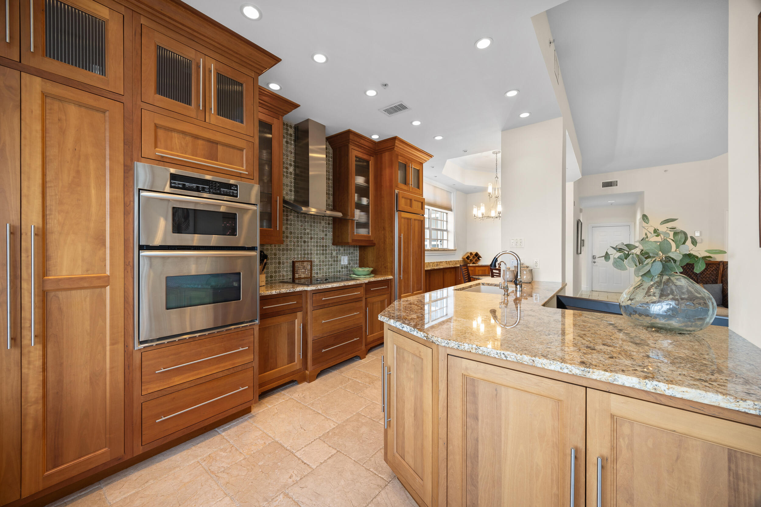 5799 NE Island Cove Way 1407