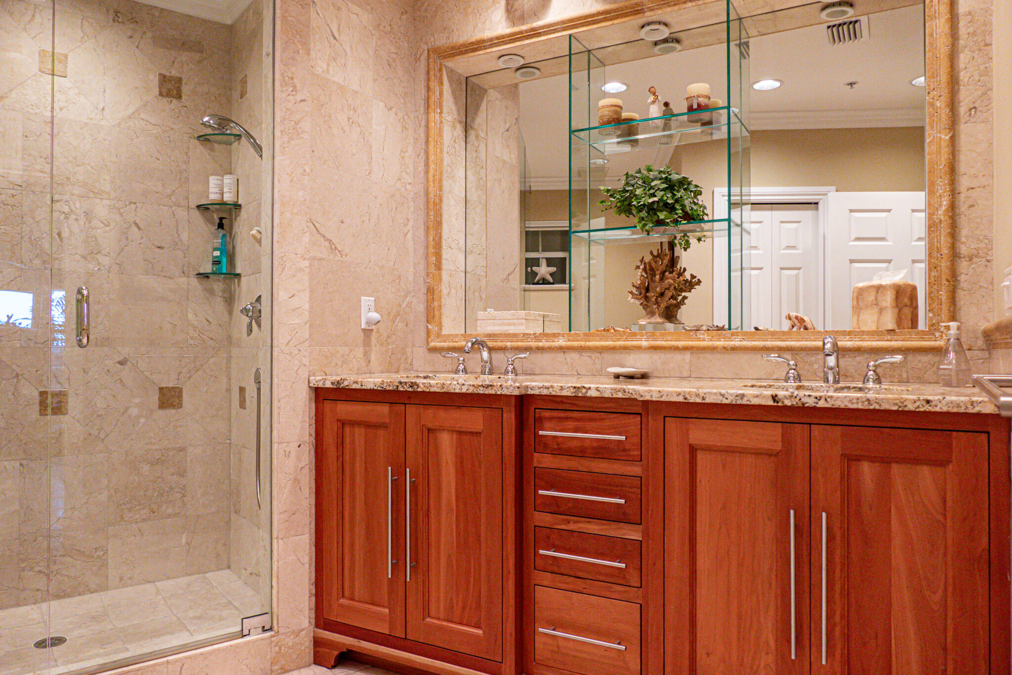 5799 NE Island Cove Way 1407