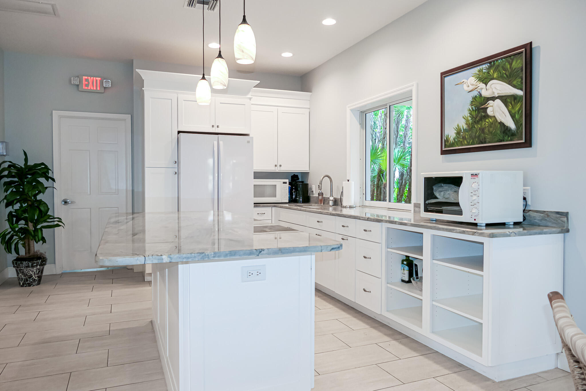 5799 NE Island Cove Way 1407