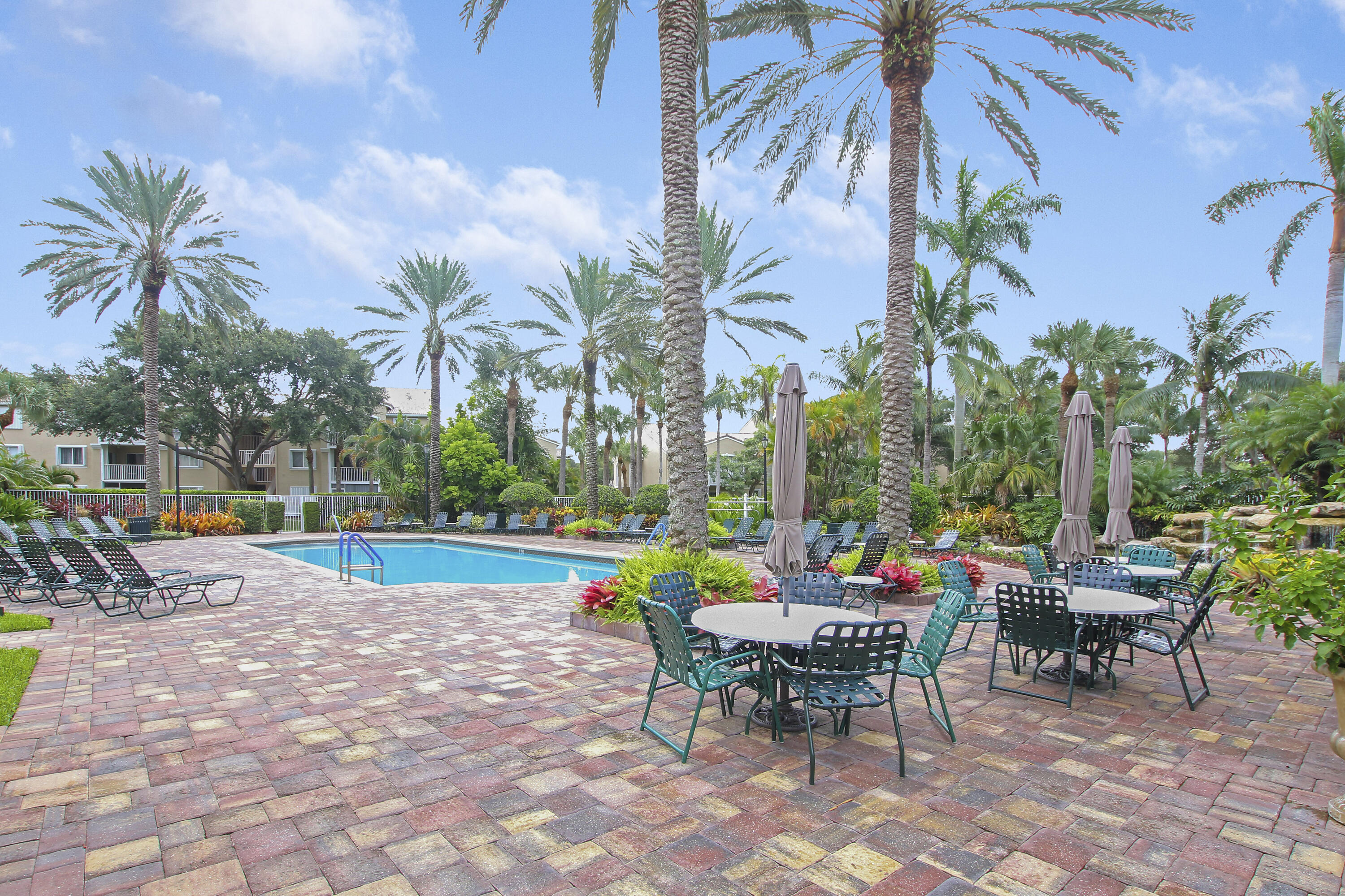 278 Village Boulevard 8103