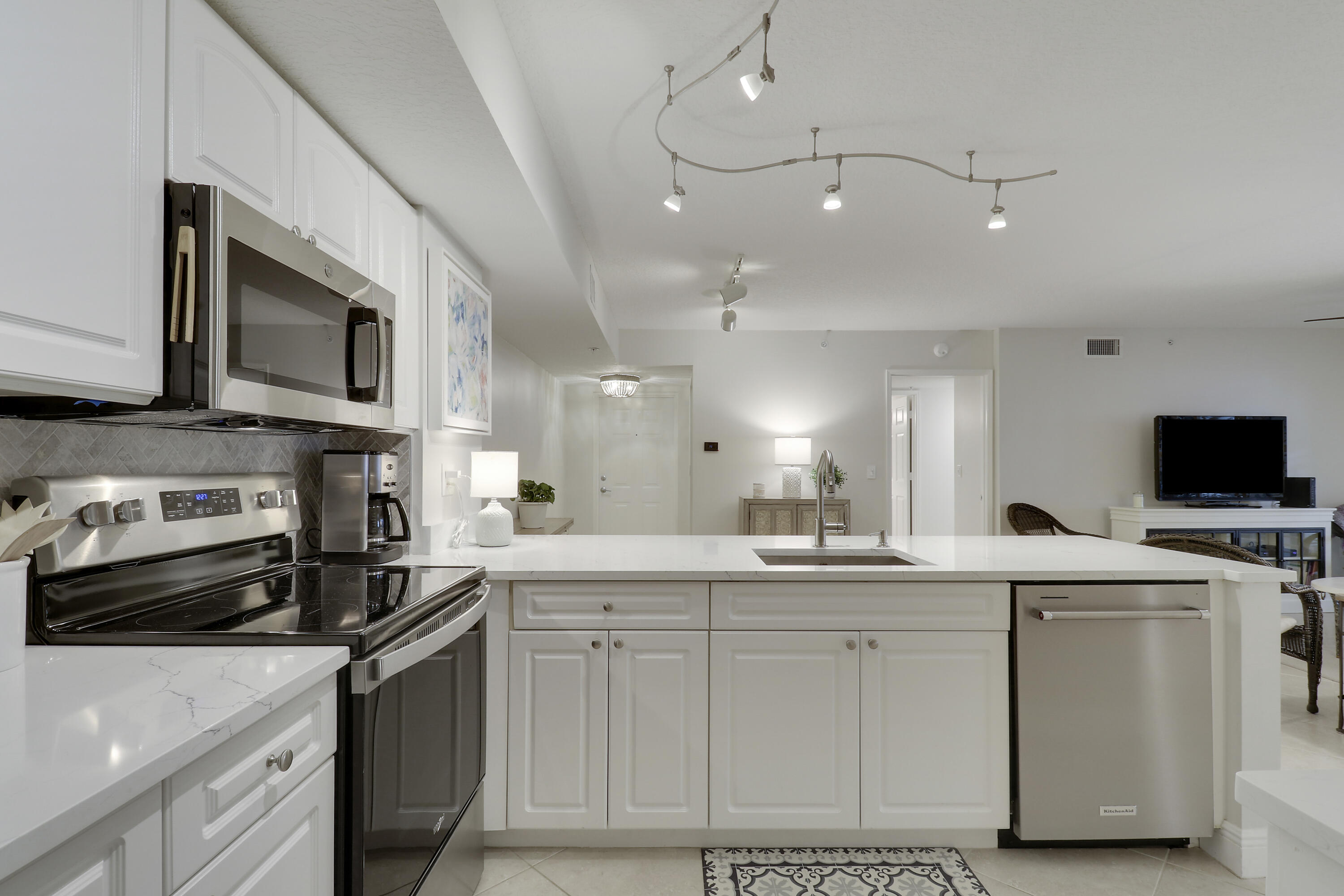 278 Village Boulevard 8103