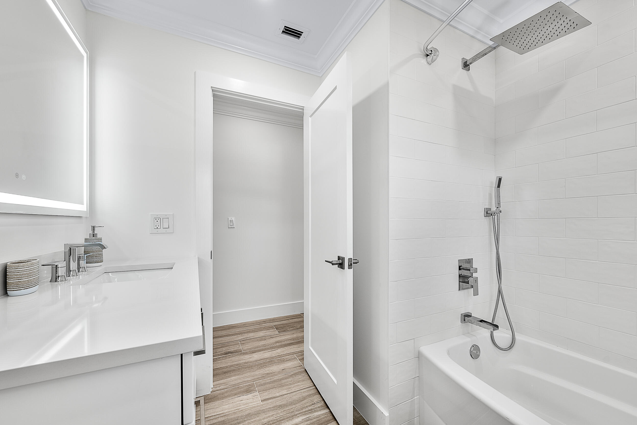 59 Yacht Club Place