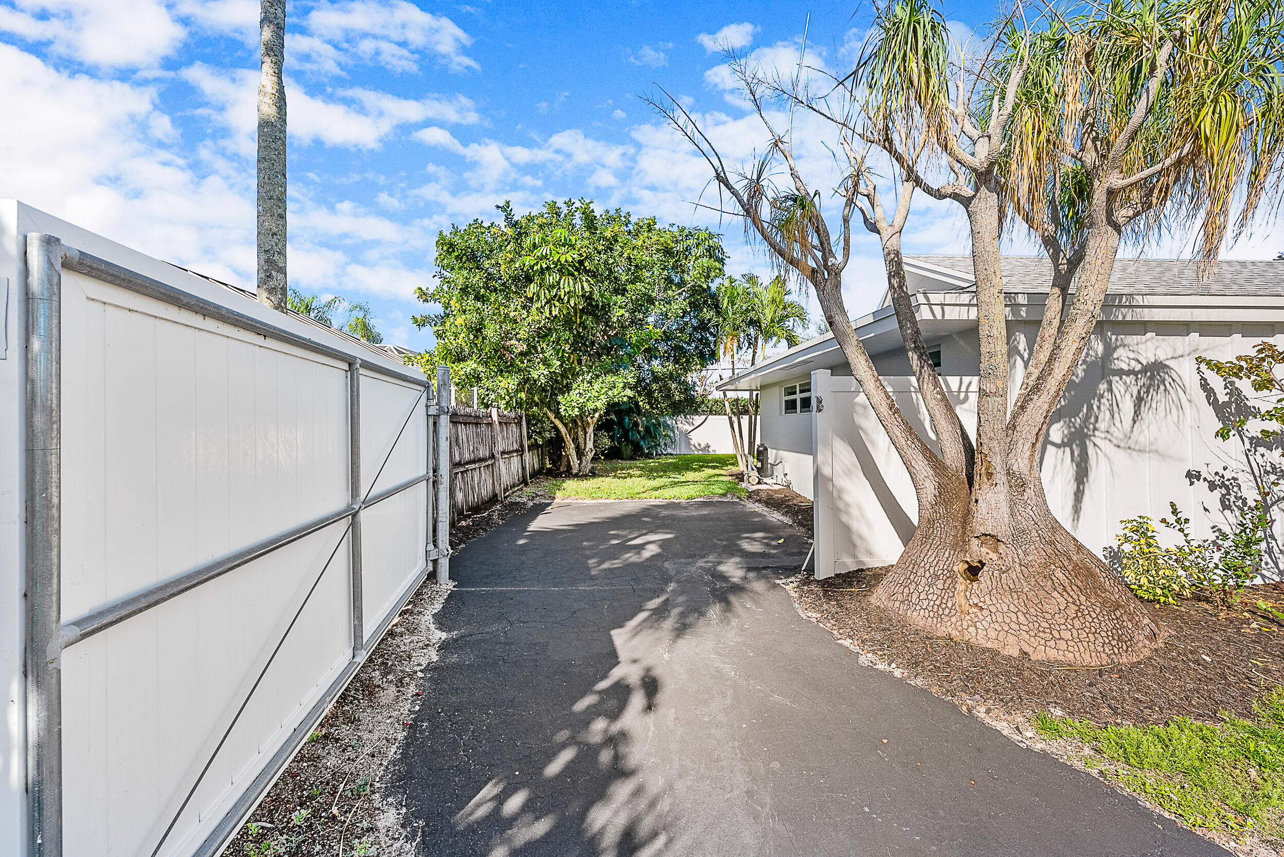 59 Yacht Club Place