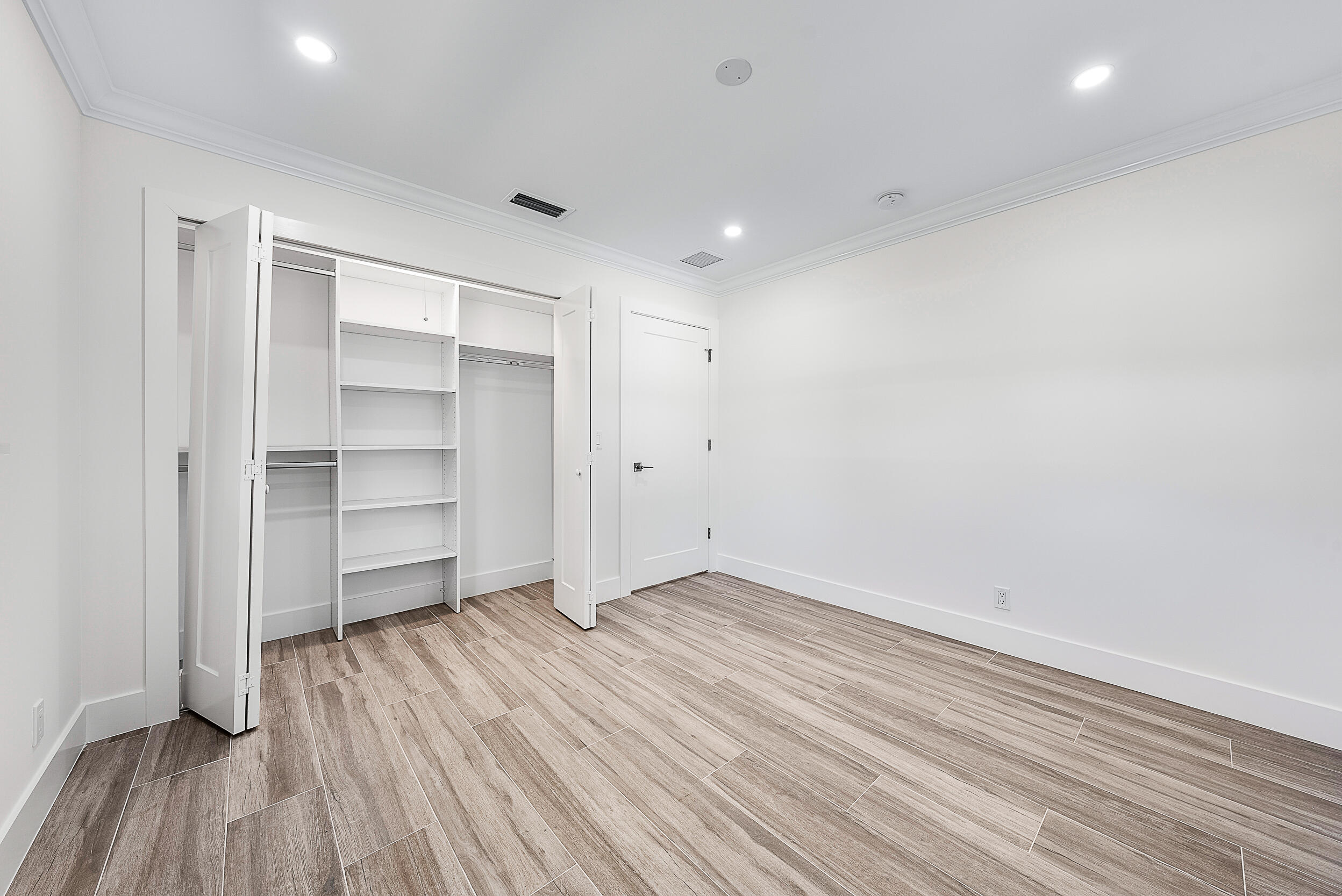 59 Yacht Club Place