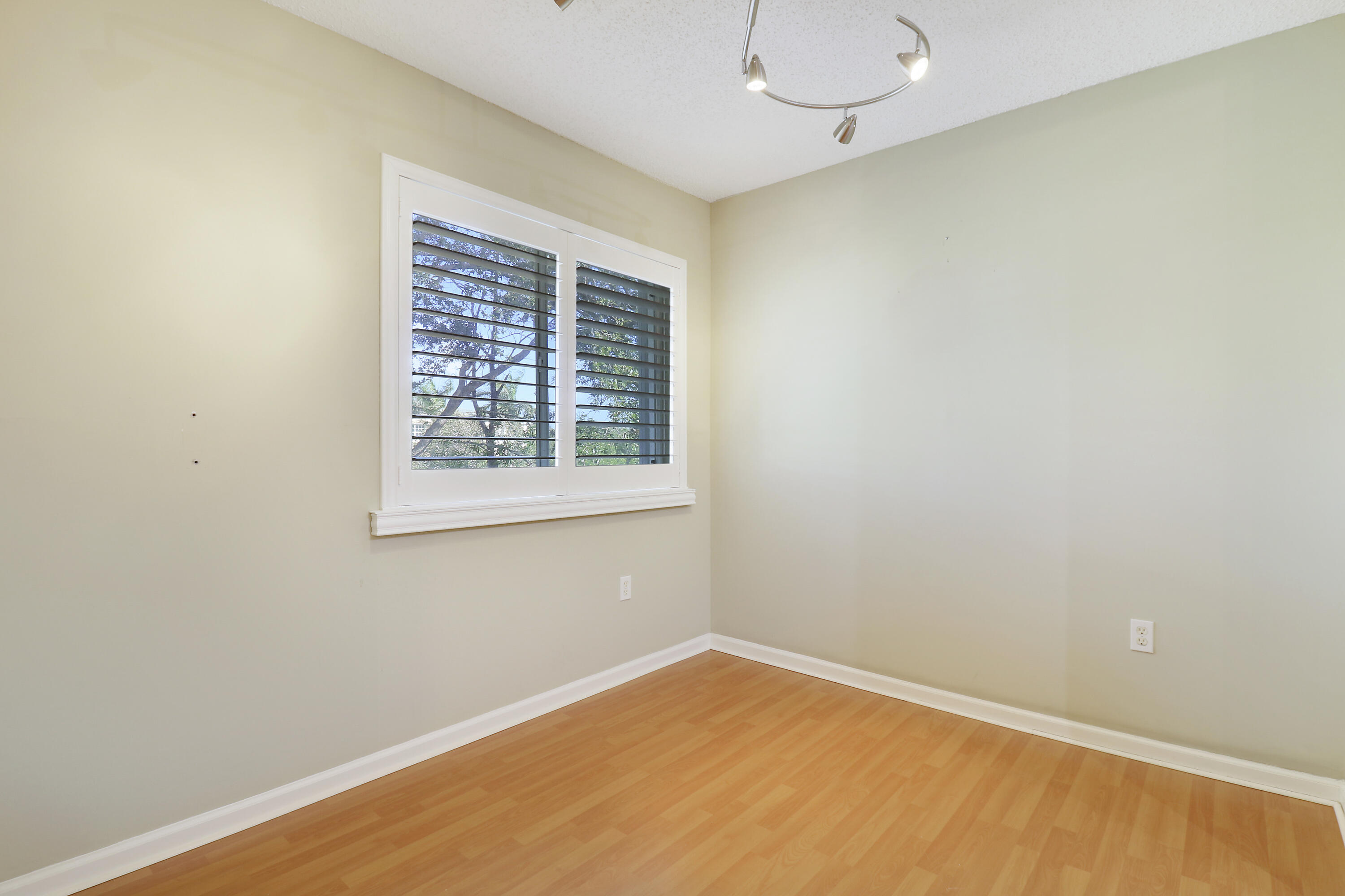 284 Village Boulevard 9310