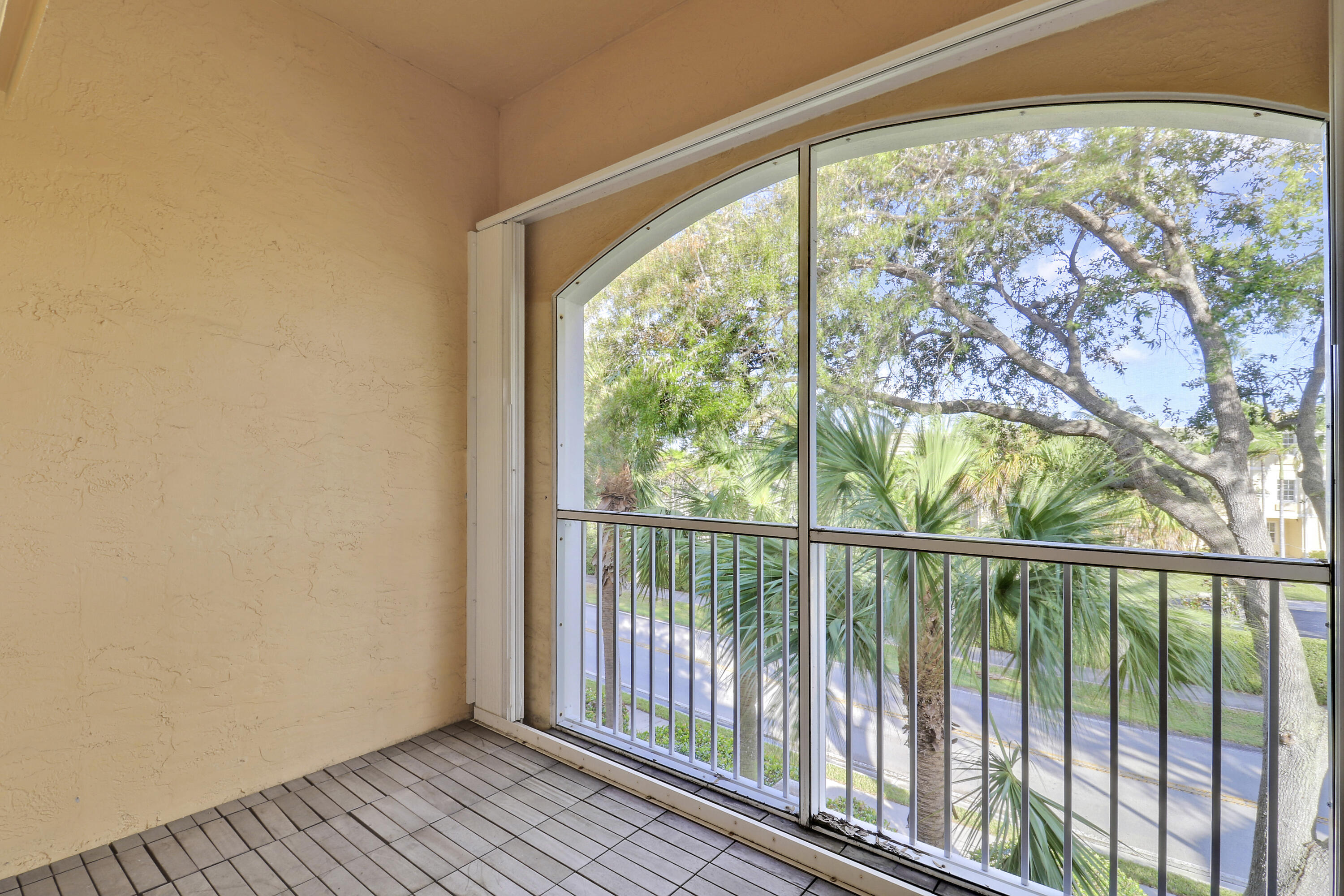 284 Village Boulevard 9310