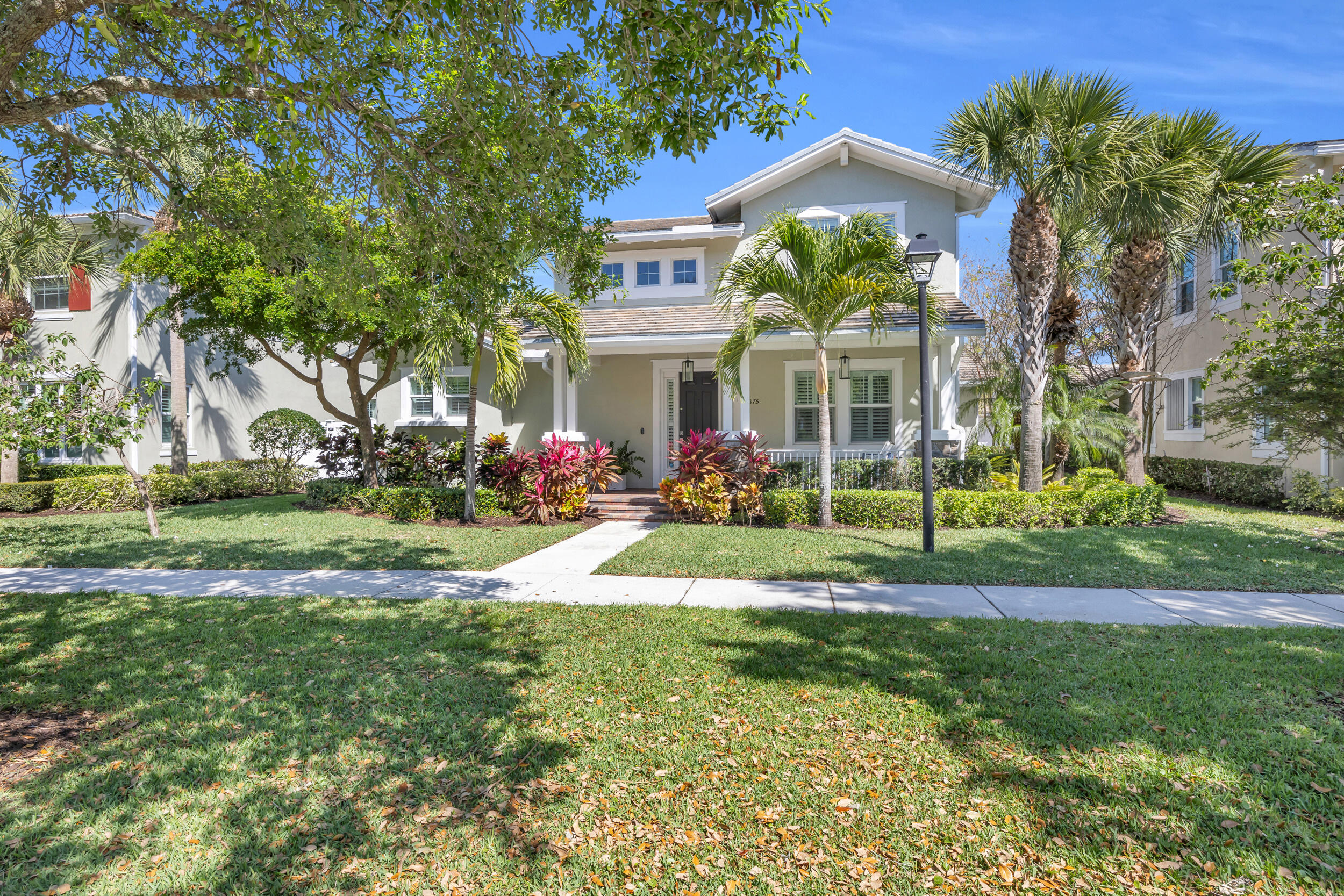 1375 Dakota Drive