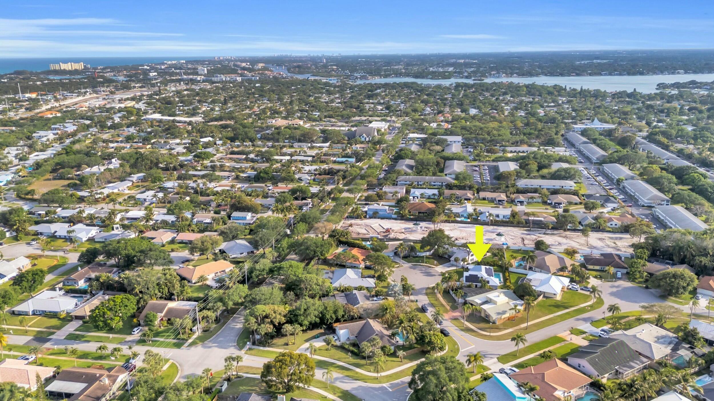 11 Hemlock Lane