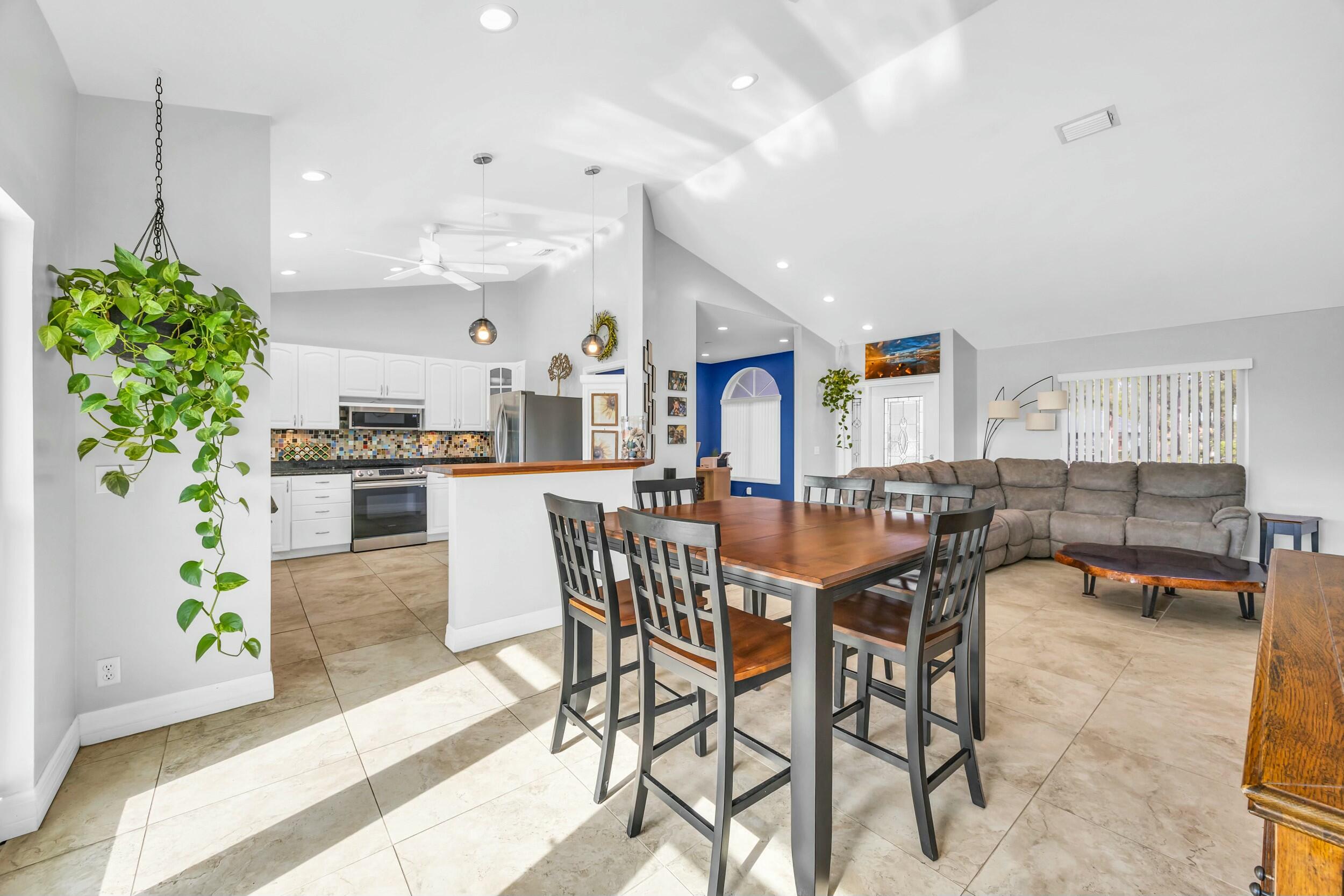 11 Hemlock Lane