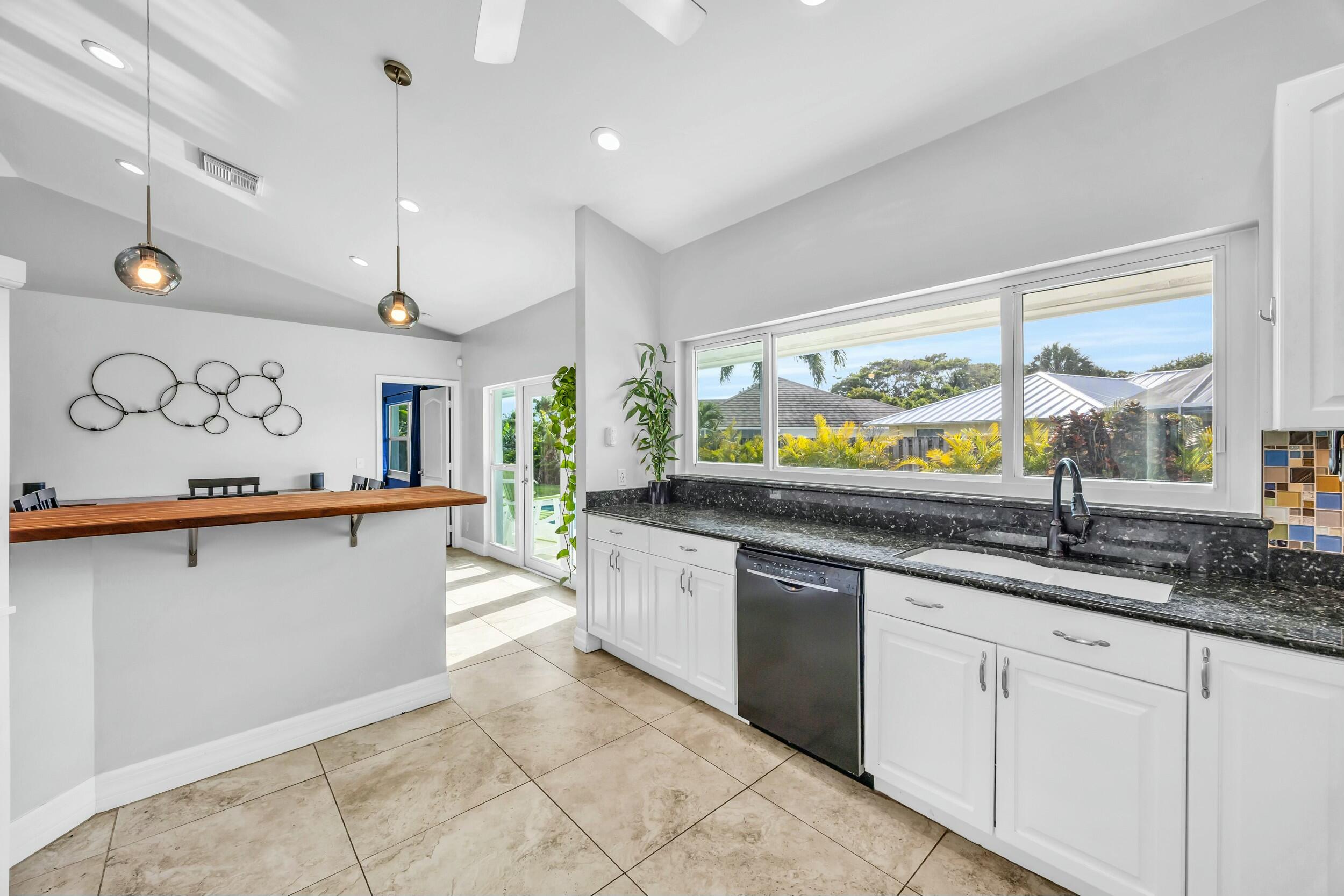11 Hemlock Lane