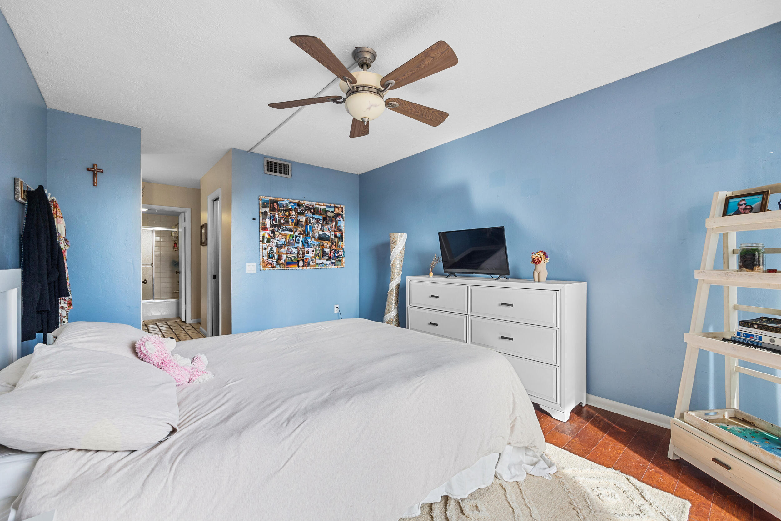 225 Beach Road 102