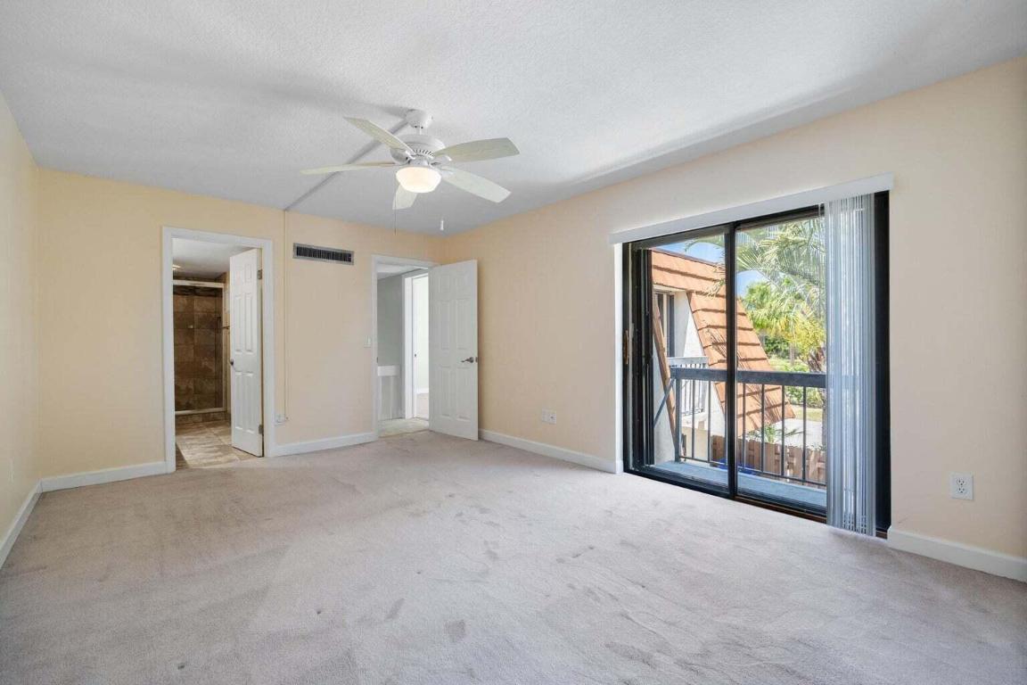 825 Center Street 8c