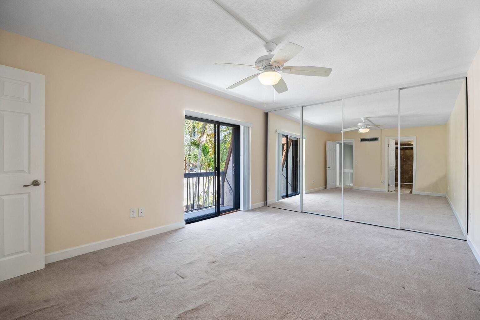 825 Center Street 8c