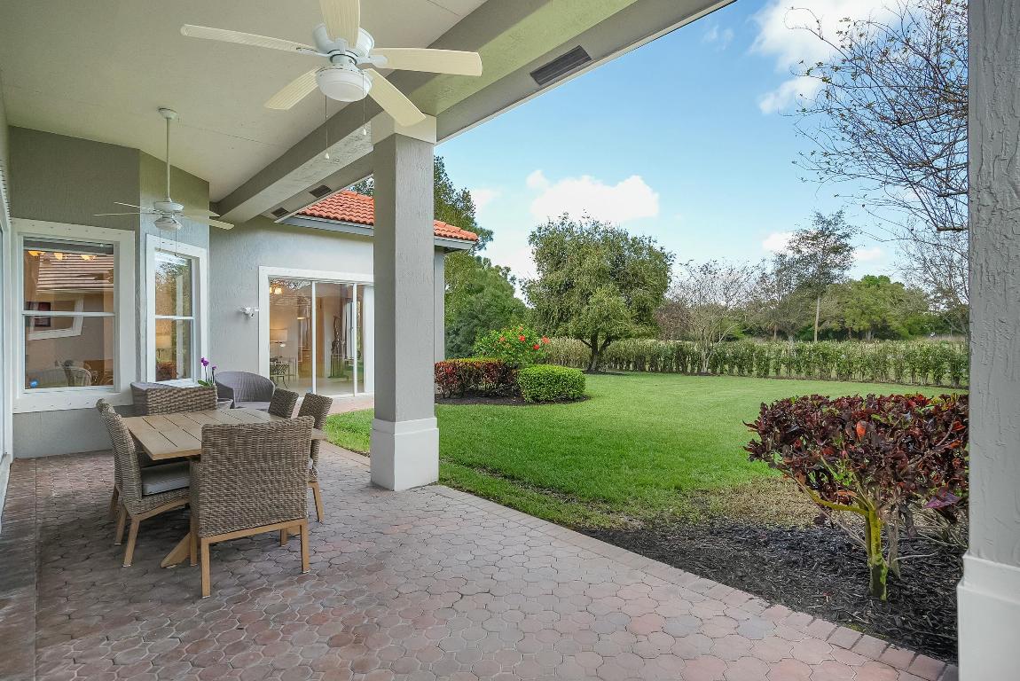 4404 SW La Paloma Drive