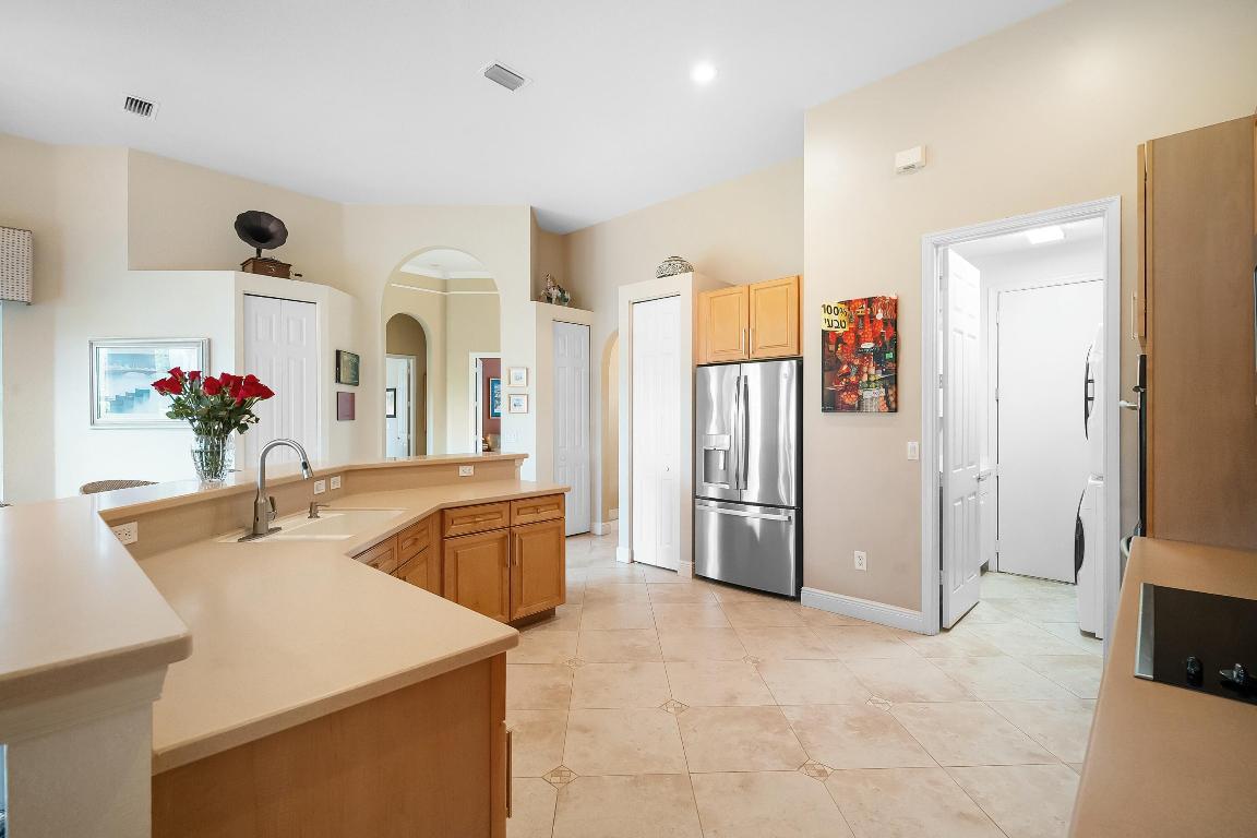 4404 SW La Paloma Drive