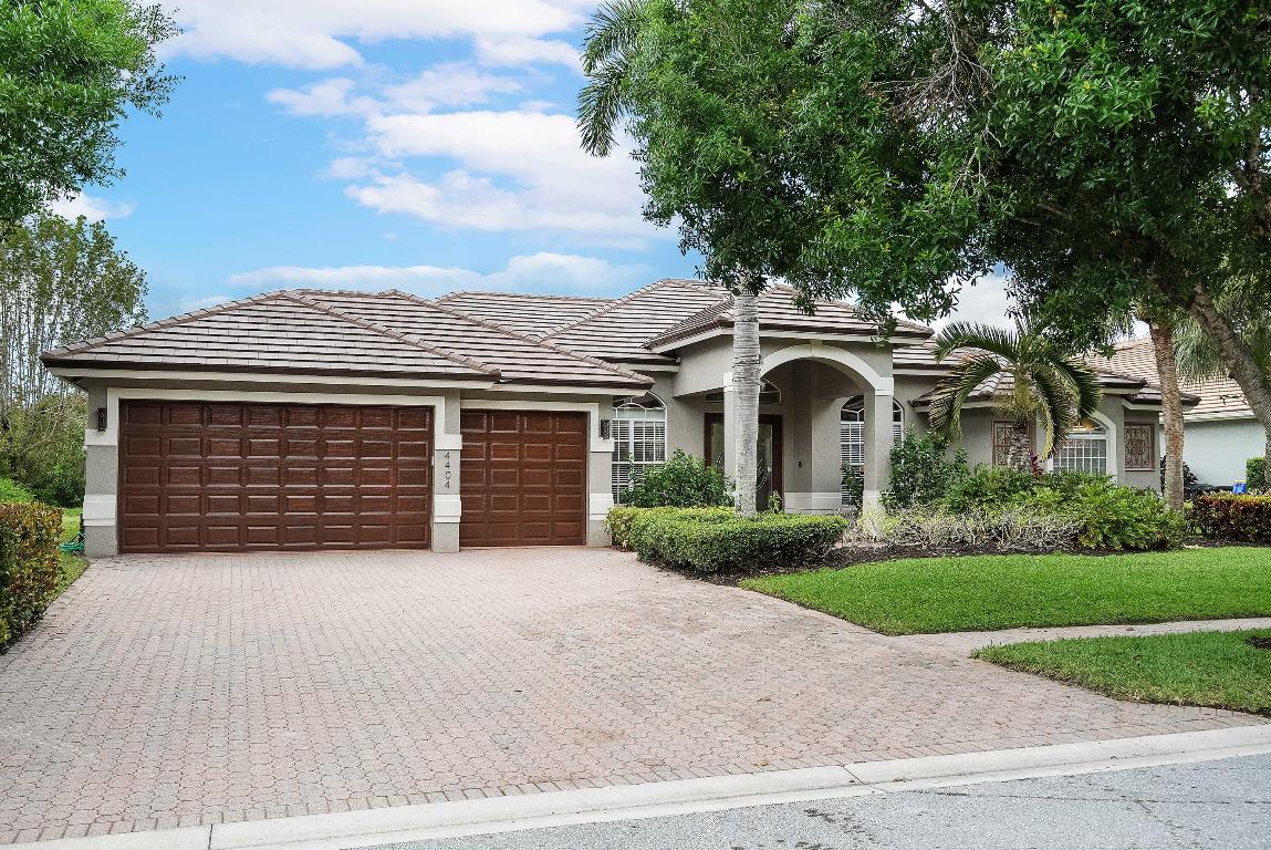 4404 SW La Paloma Drive