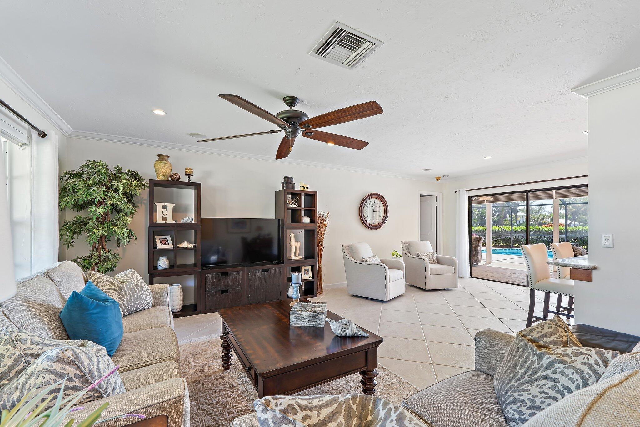 90 SE Turtle Creek Drive