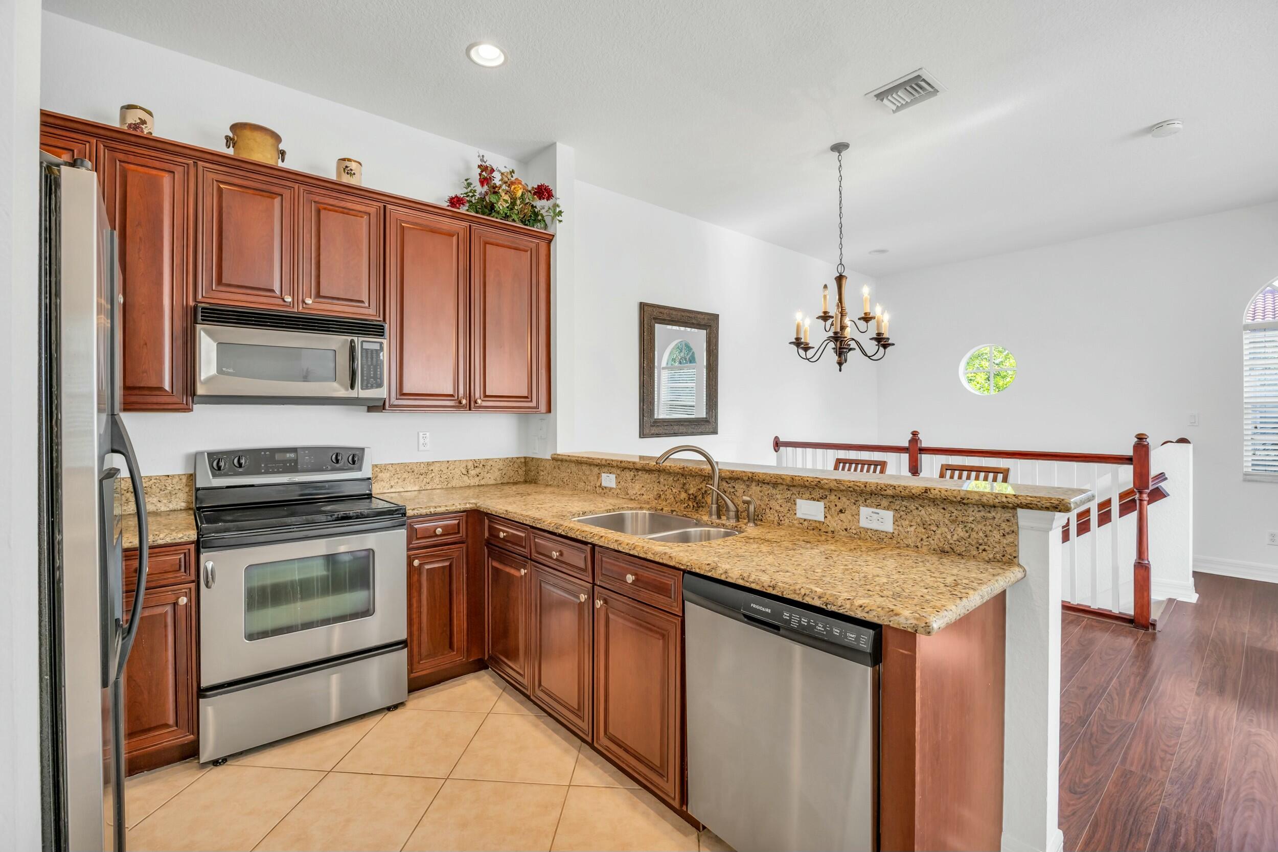 4911 Bonsai Circle 203