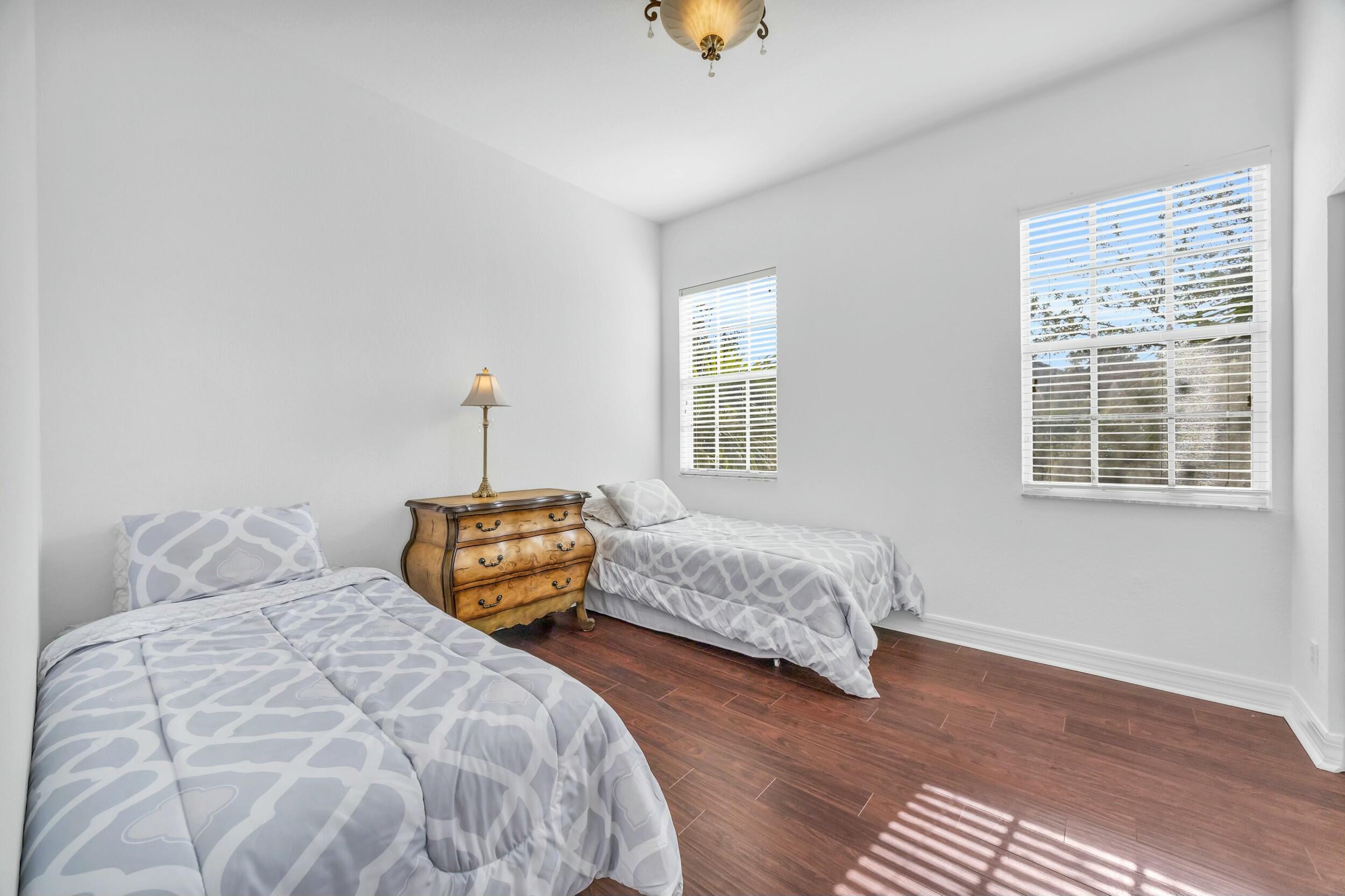 4911 Bonsai Circle 203