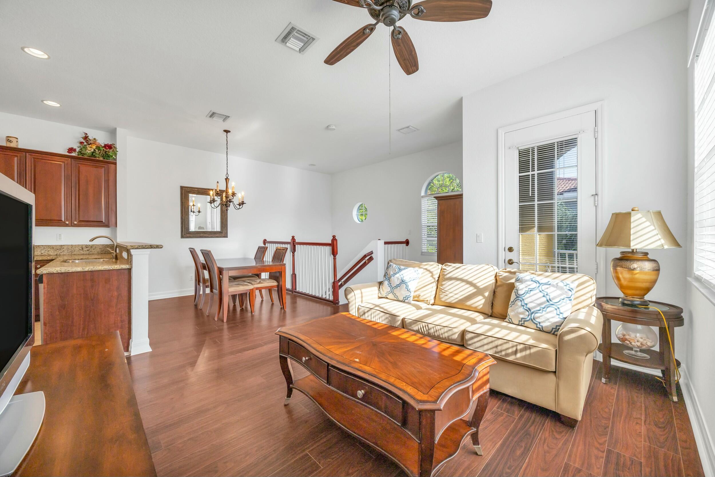 4911 Bonsai Circle 203