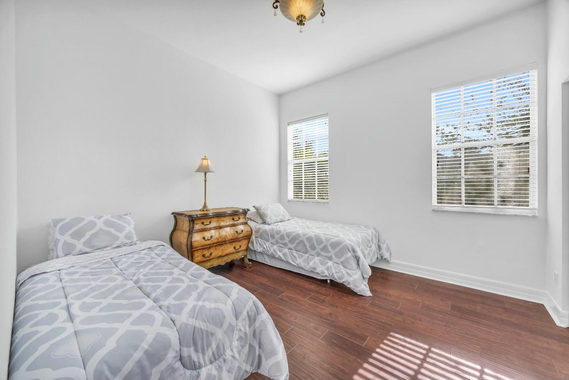 4911 Bonsai Circle 203