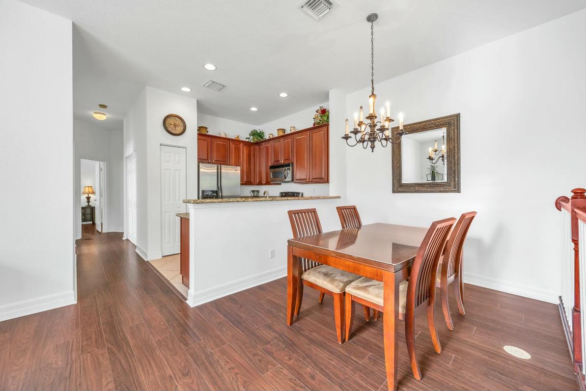 4911 Bonsai Circle 203