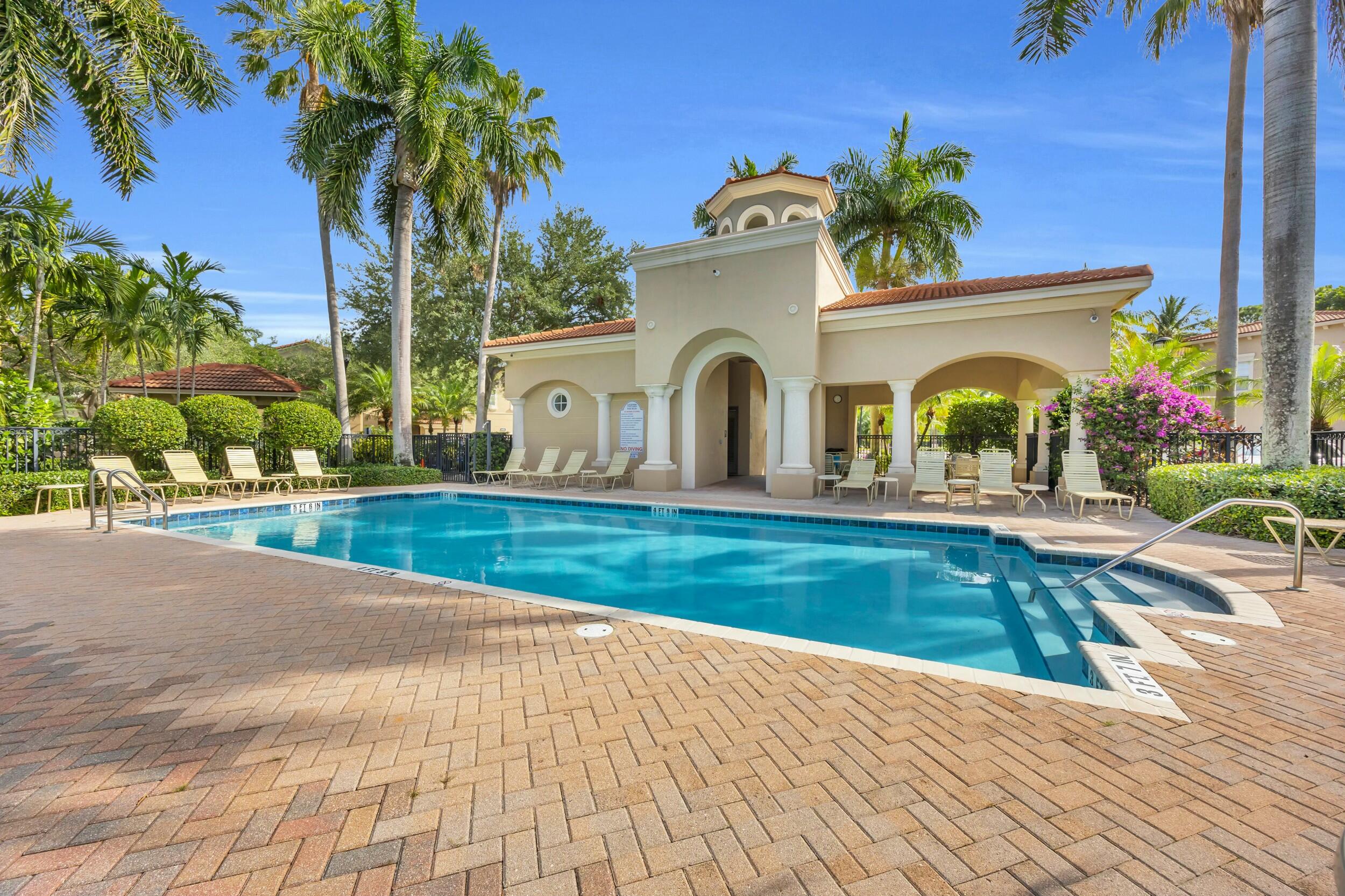 4911 Bonsai Circle 203